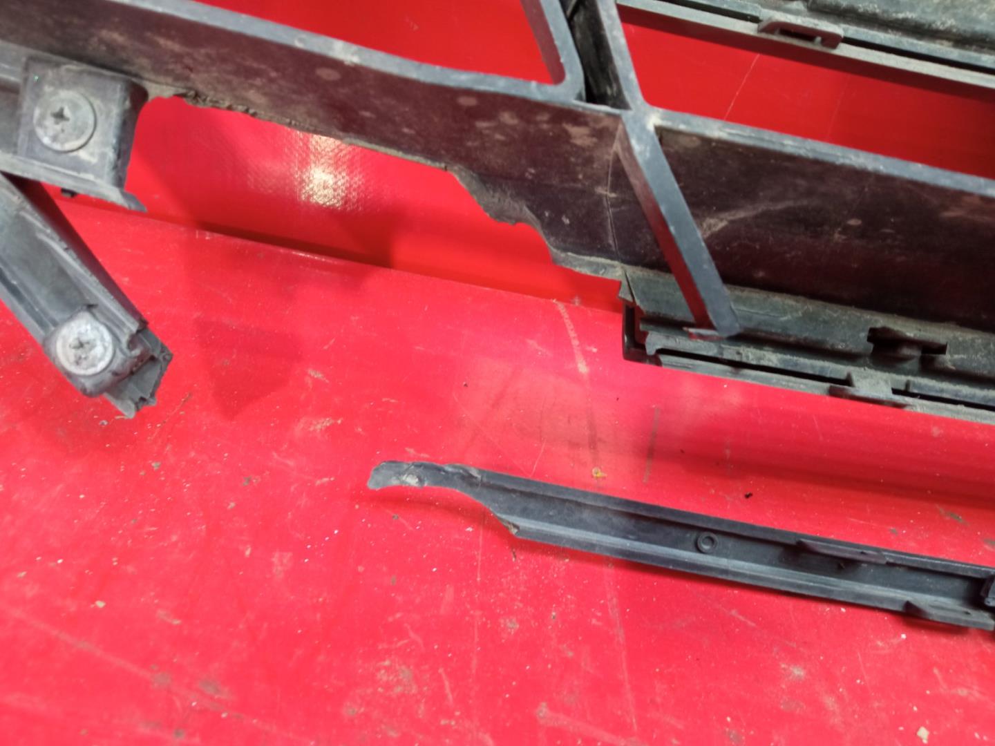 Решетка радиатора