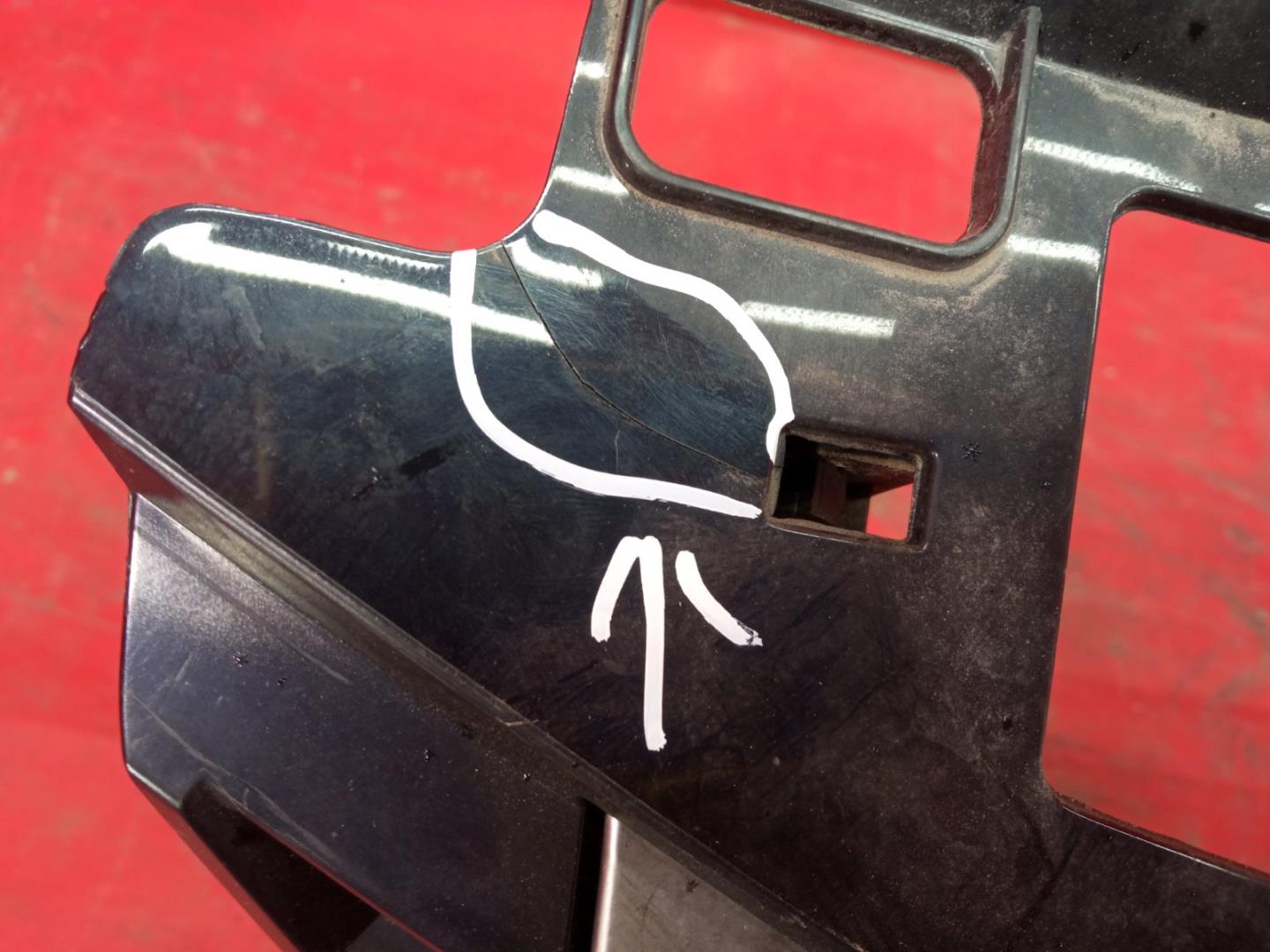 Решетка радиатора