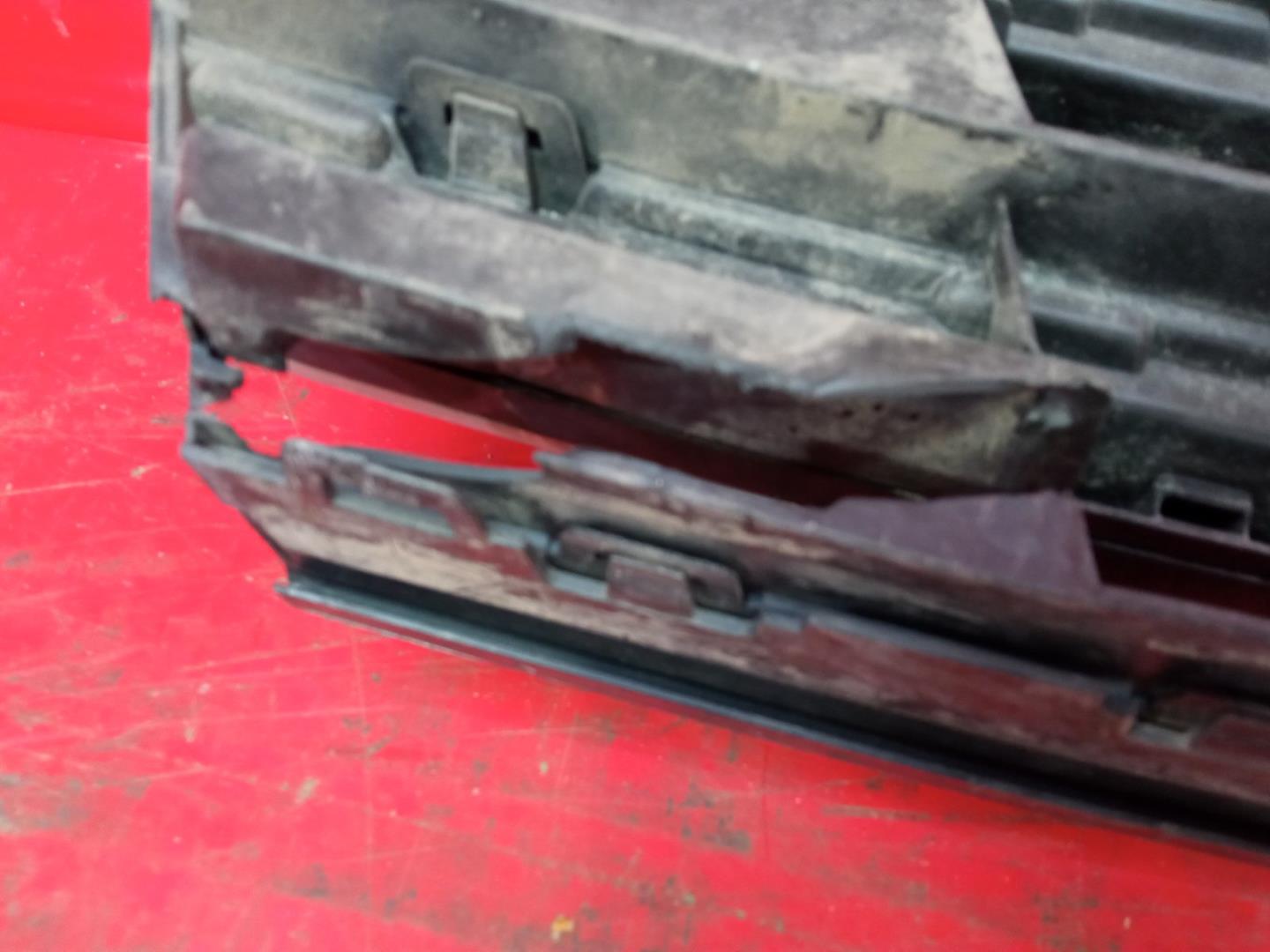 Решетка радиатора