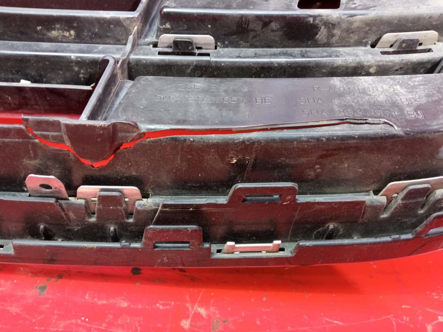 Решетка радиатора