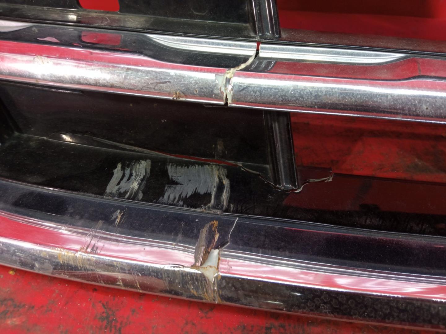 Решетка радиатора