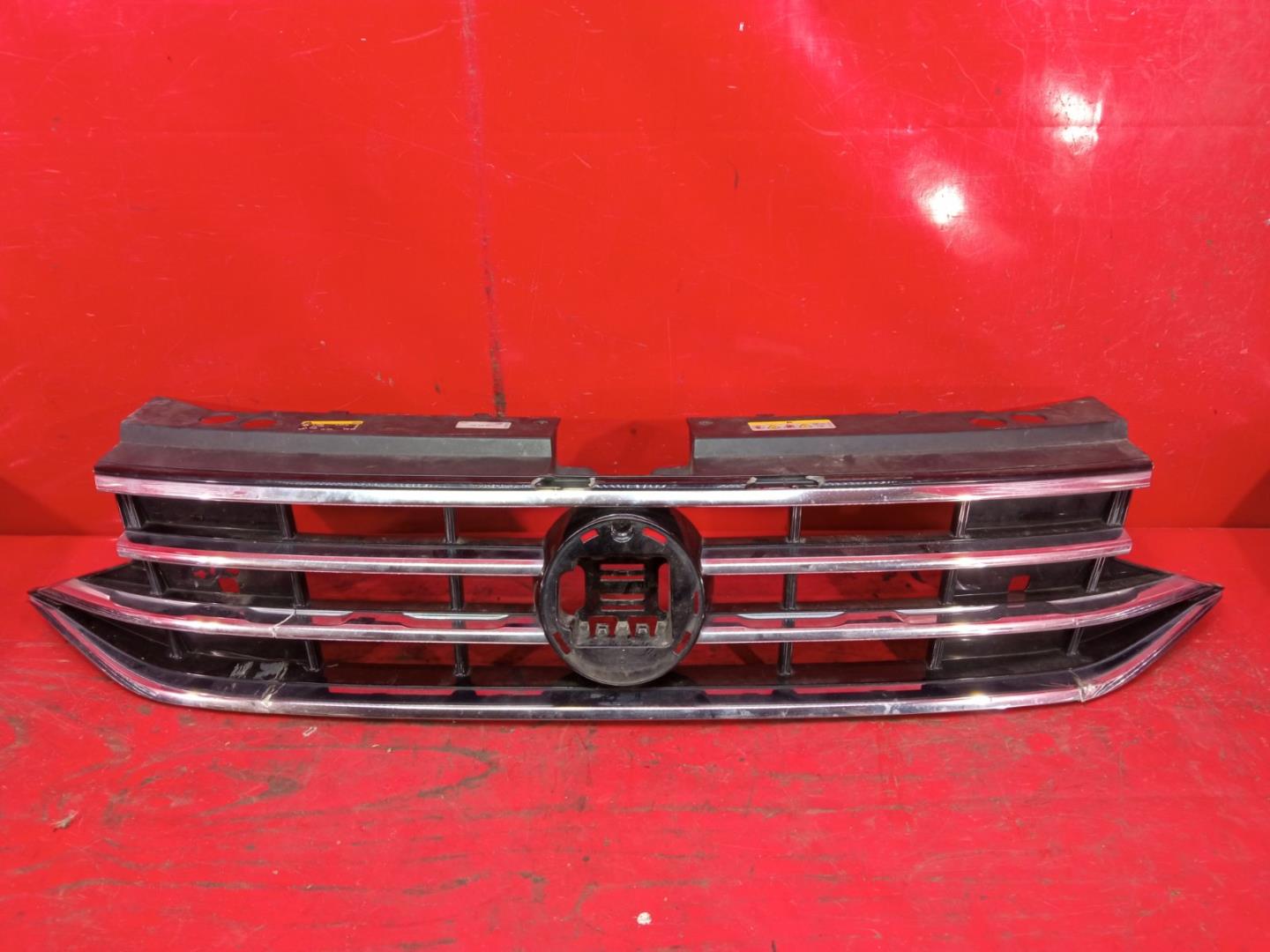 Решетка радиатора