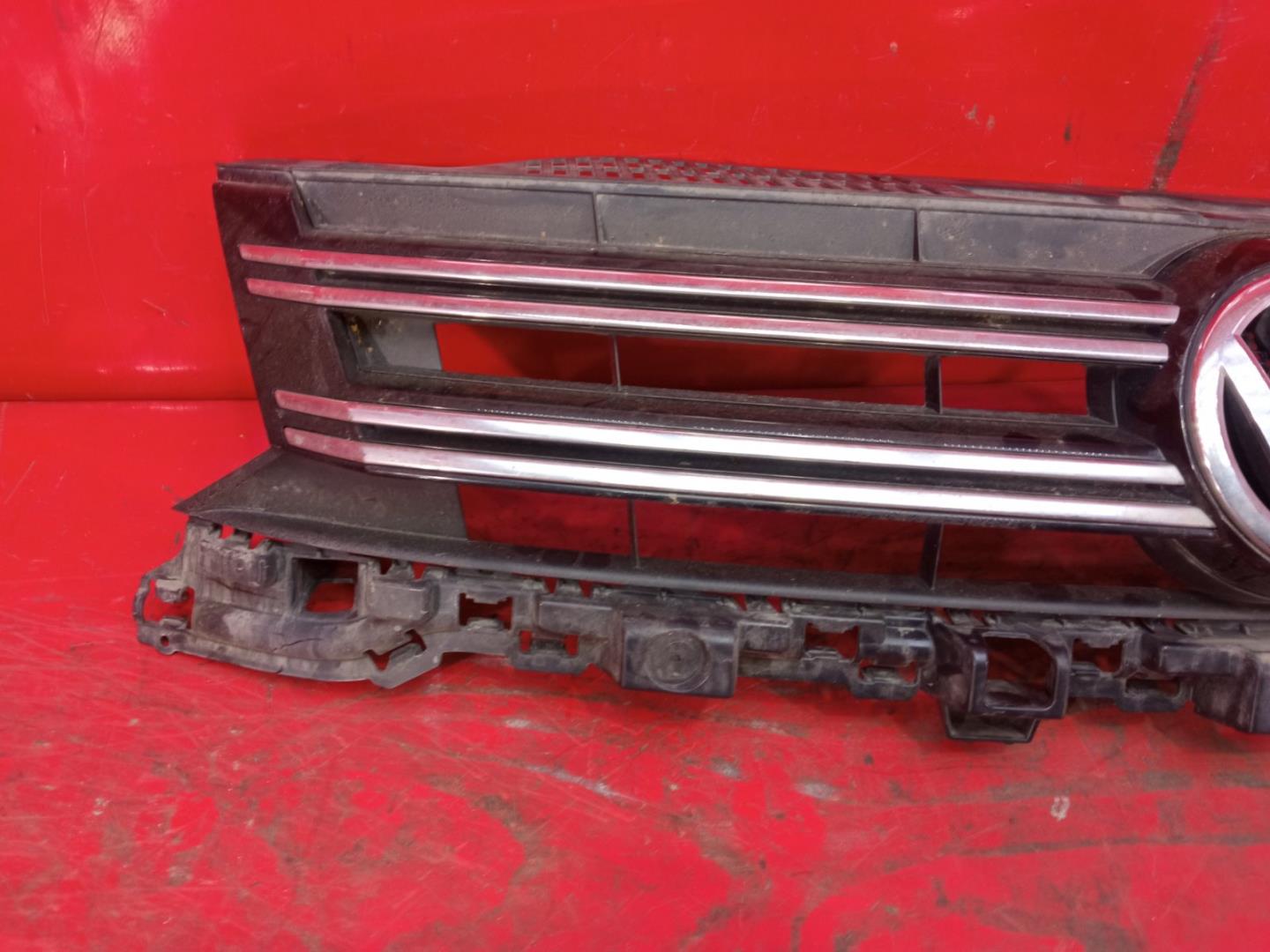 Решетка радиатора