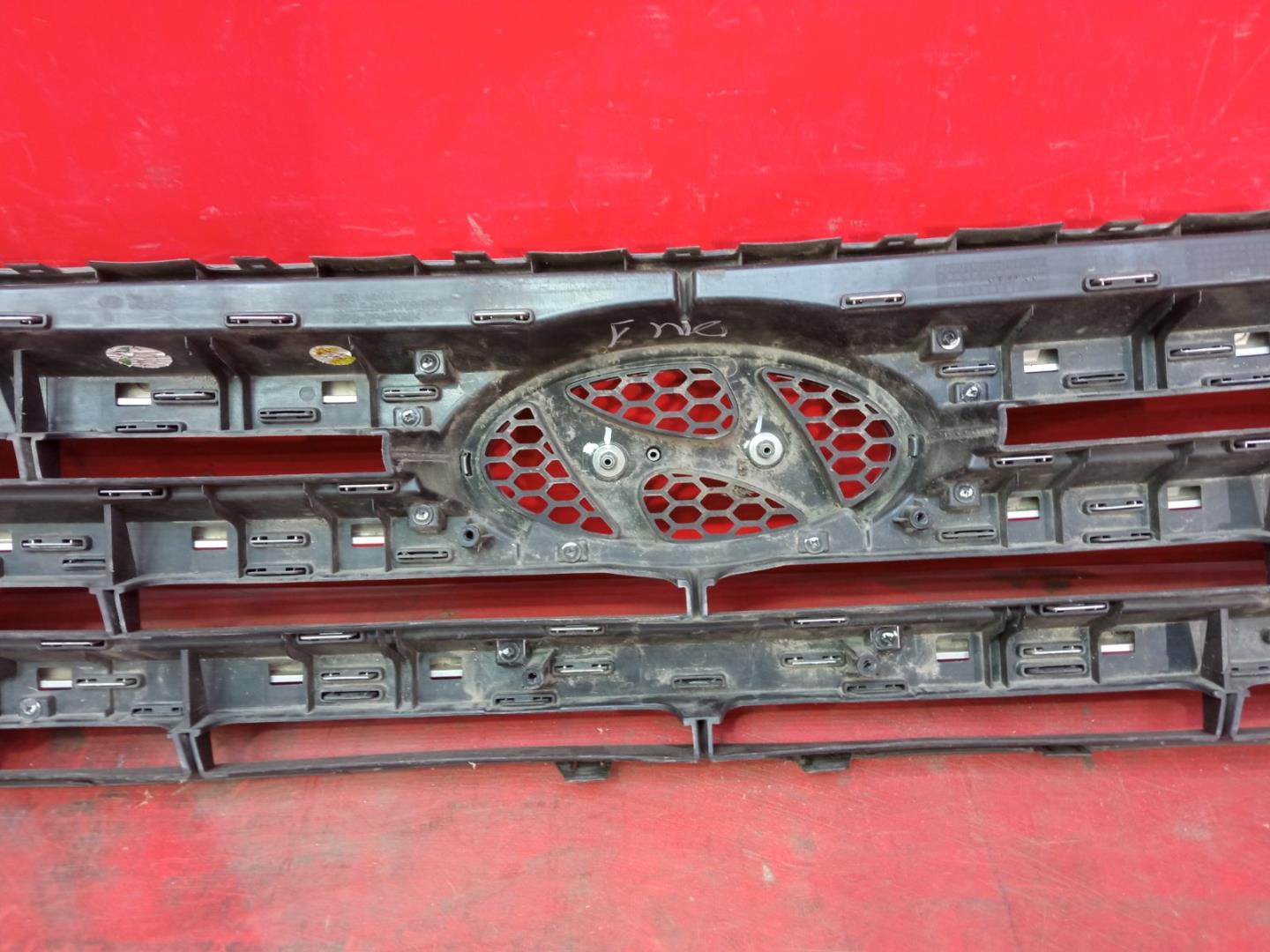 Решетка радиатора