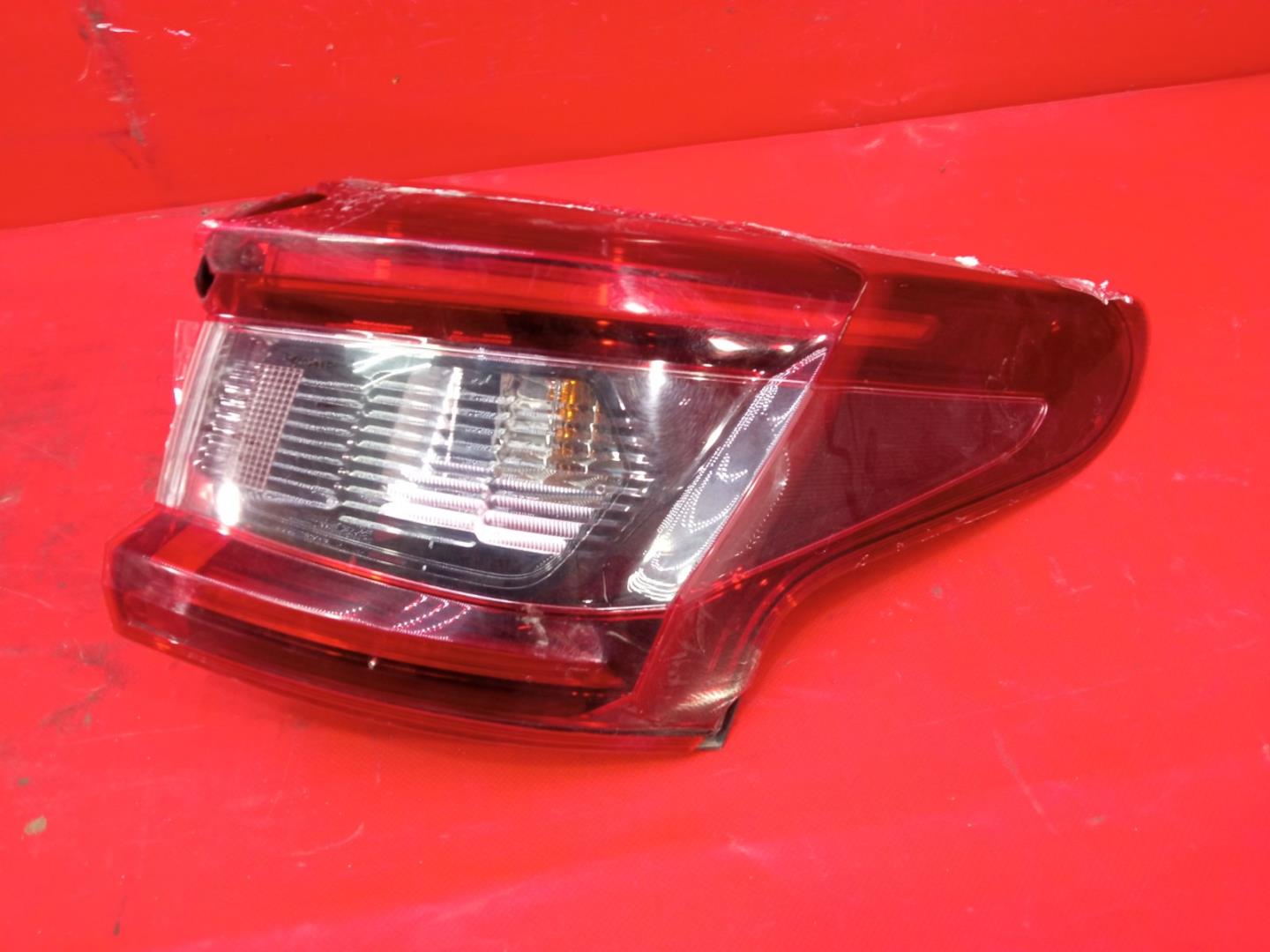 Фонарь задний