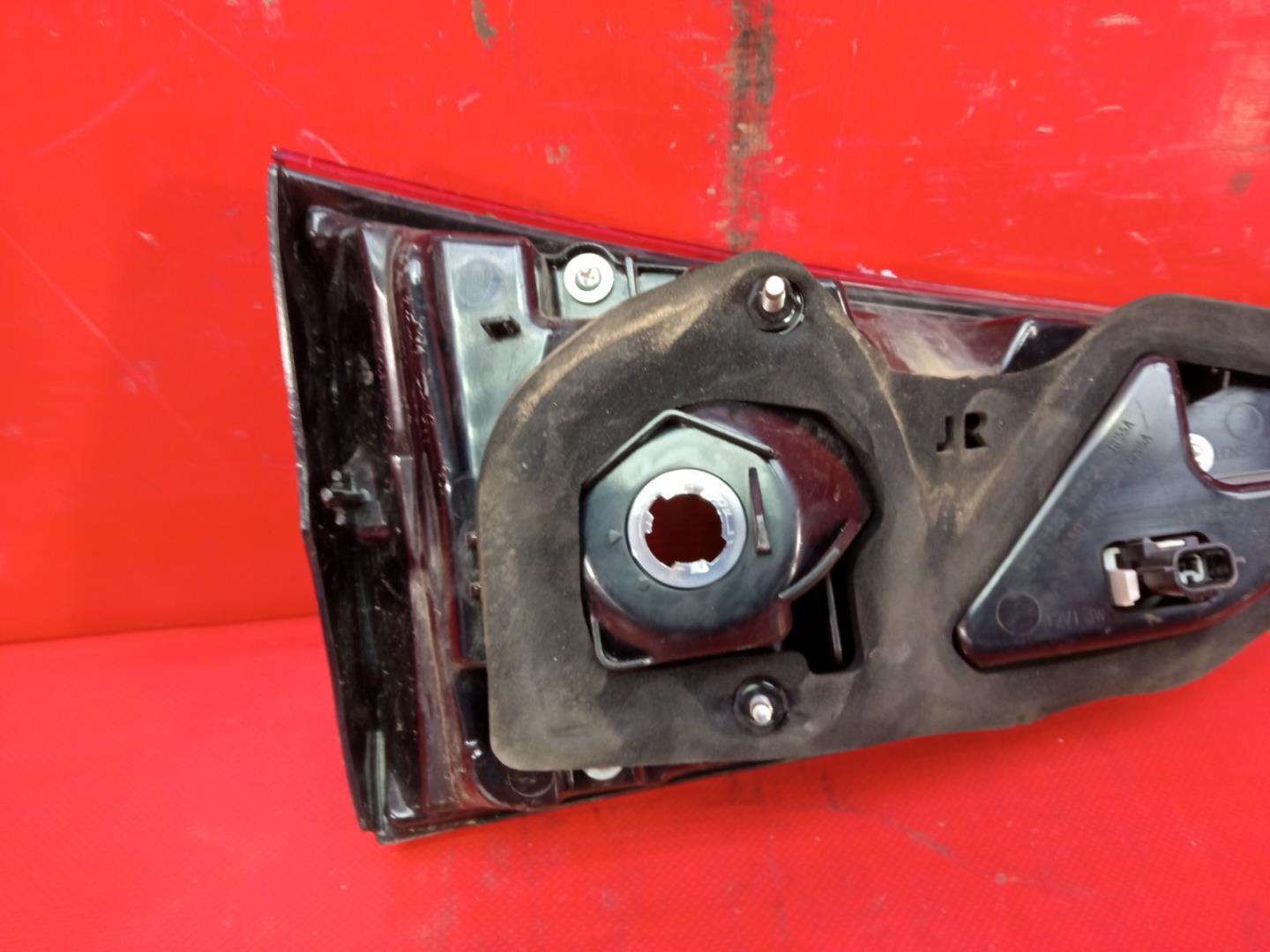 Фонарь задний