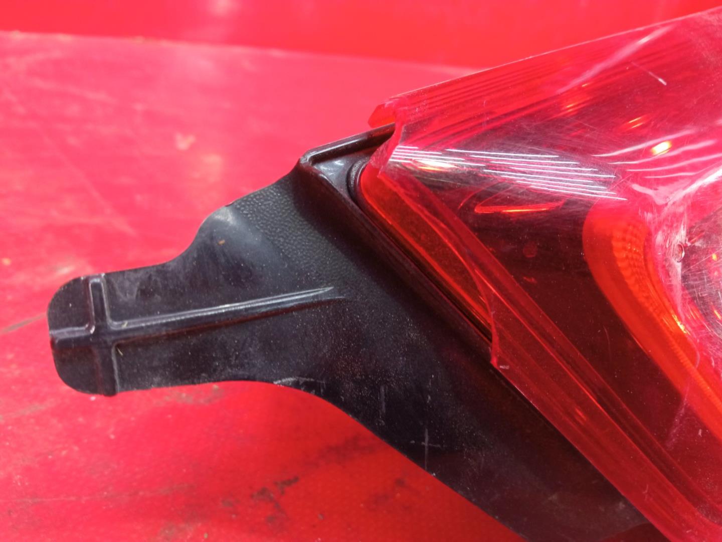 Фонарь задний