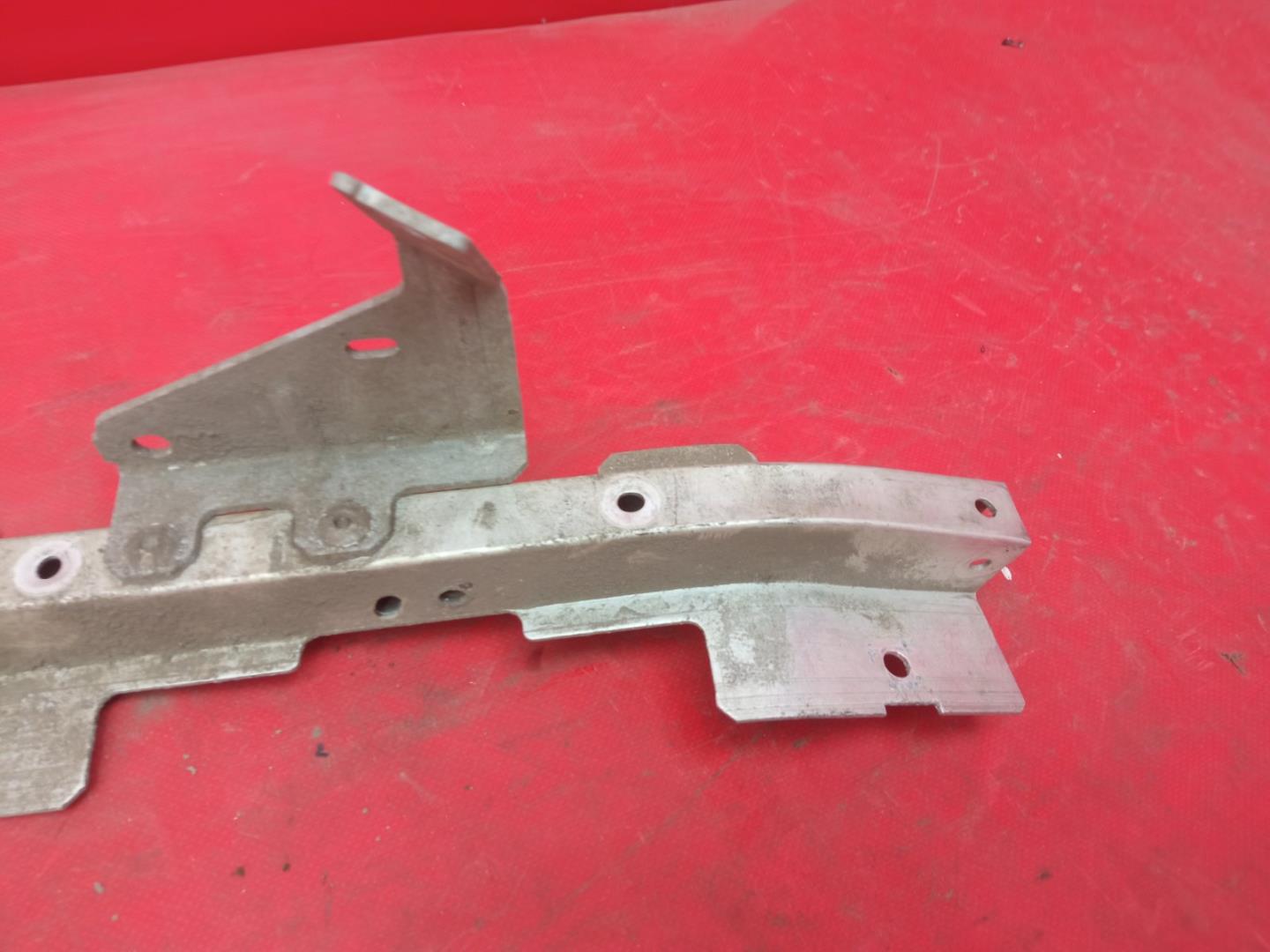 Кронштейн крепления фары