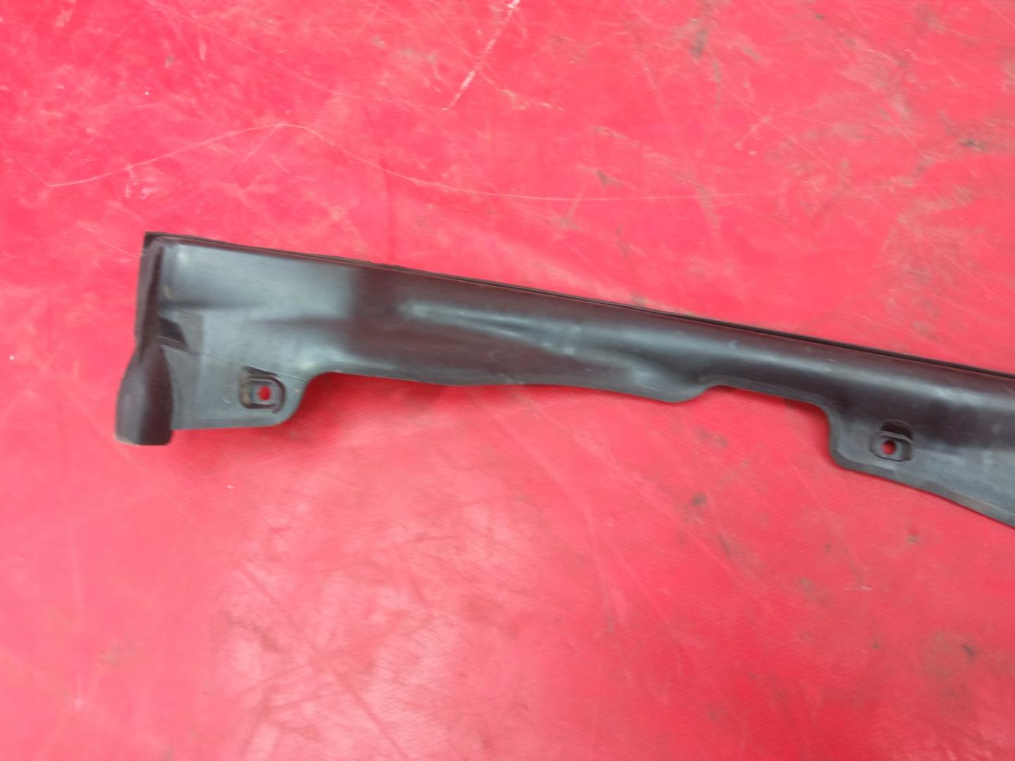 Уплотнитель двери