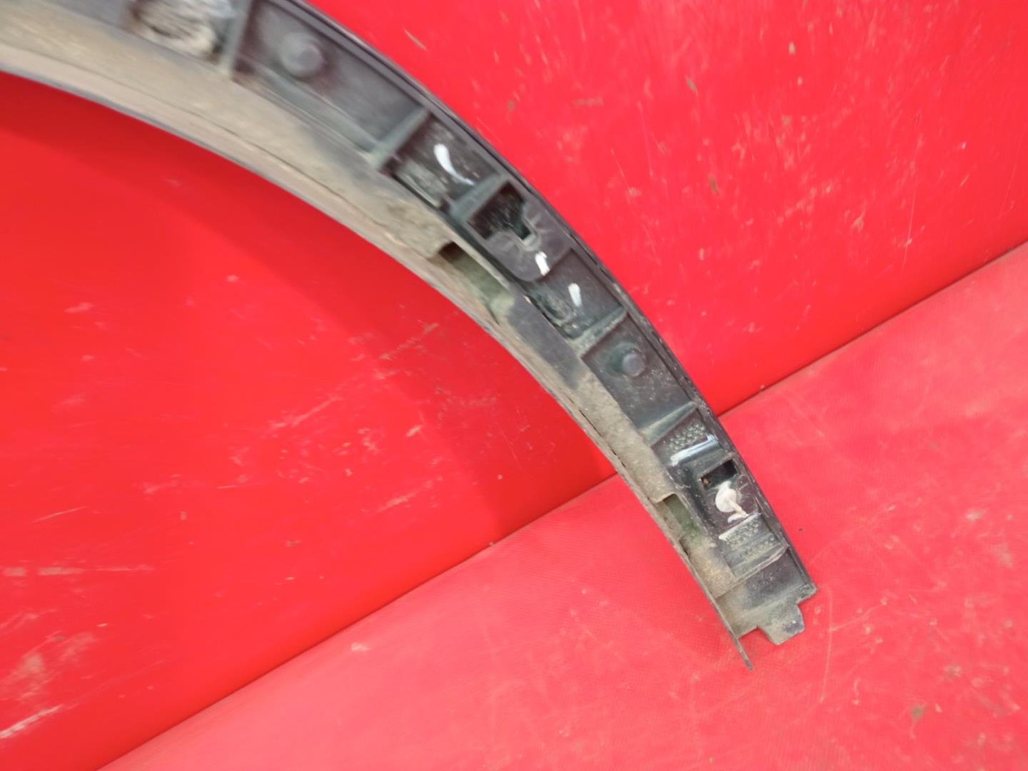 Накладка на крыло