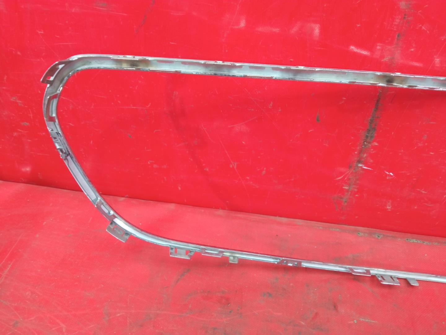 Накладка на решетку радиатора