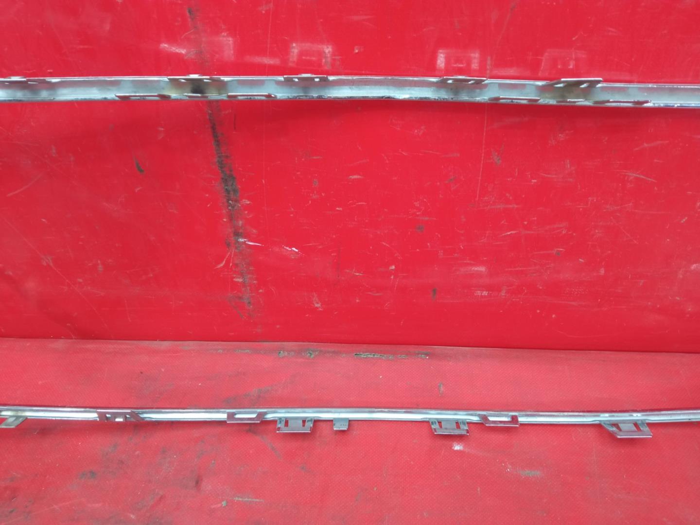 Накладка на решетку радиатора