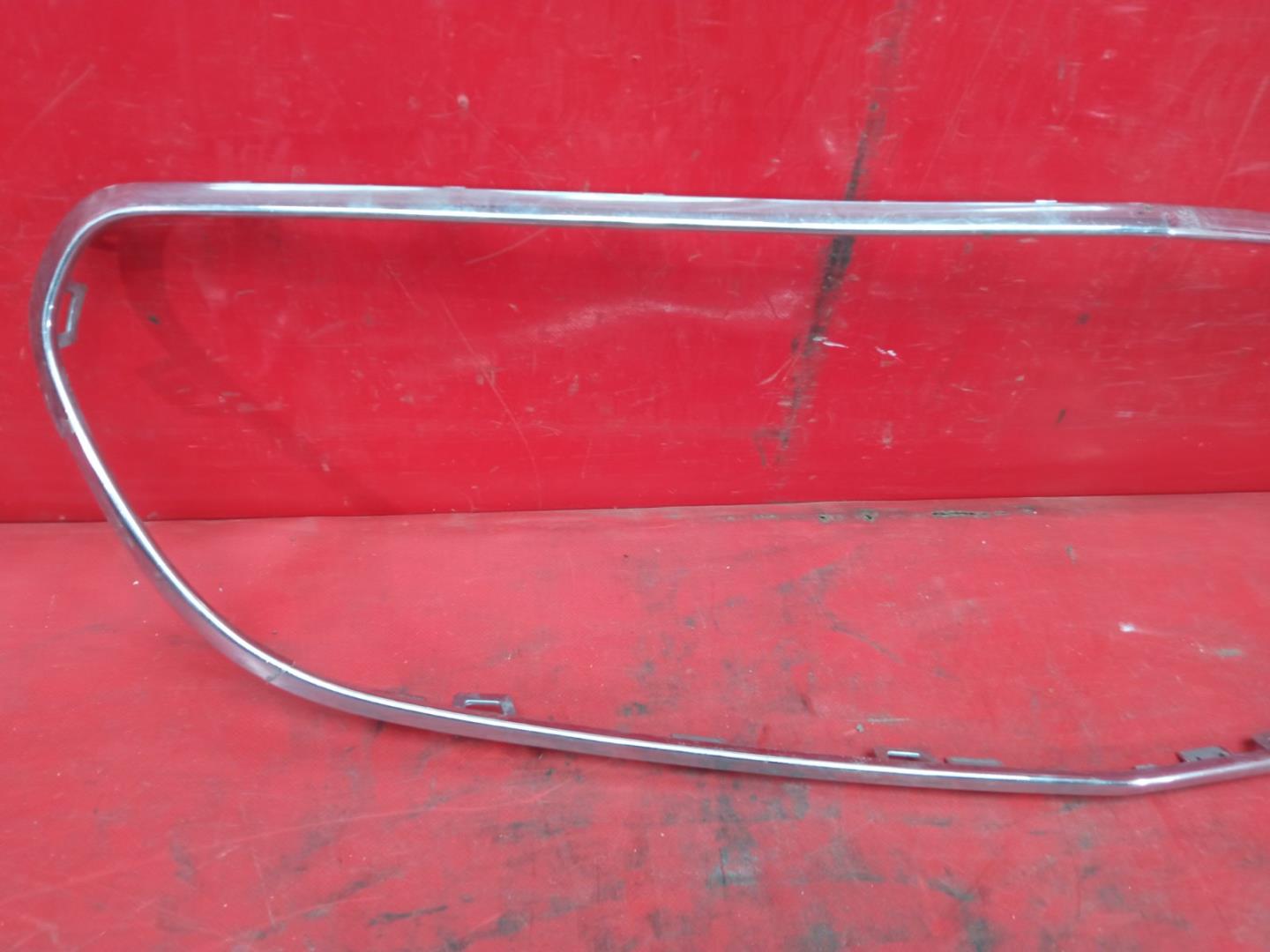 Накладка на решетку радиатора