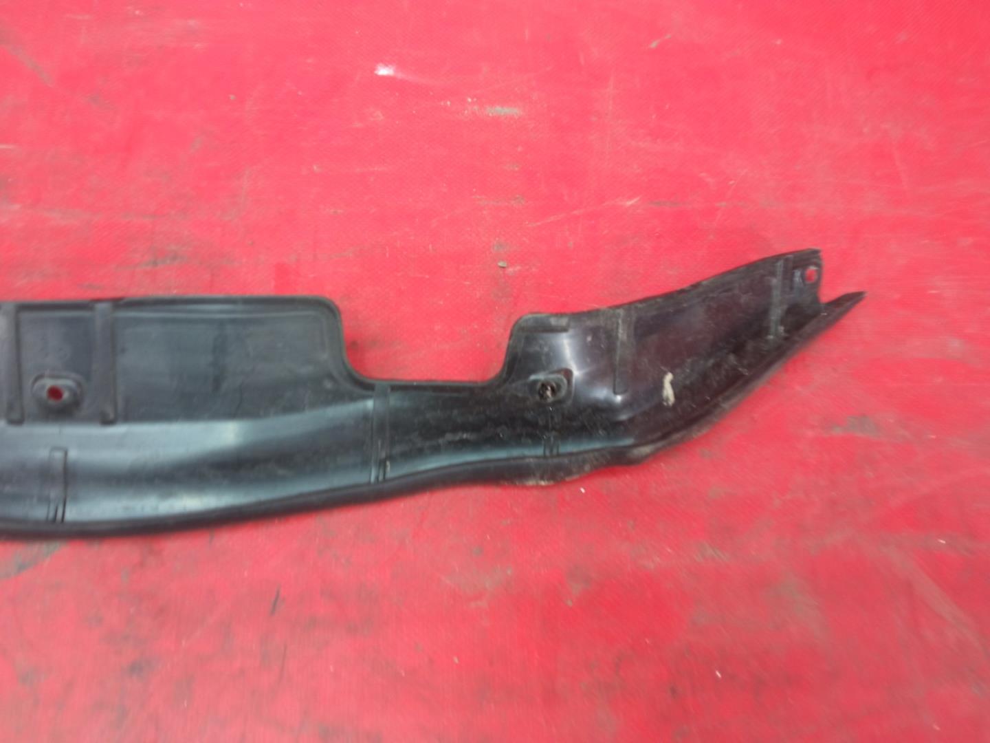 Уплотнитель двери