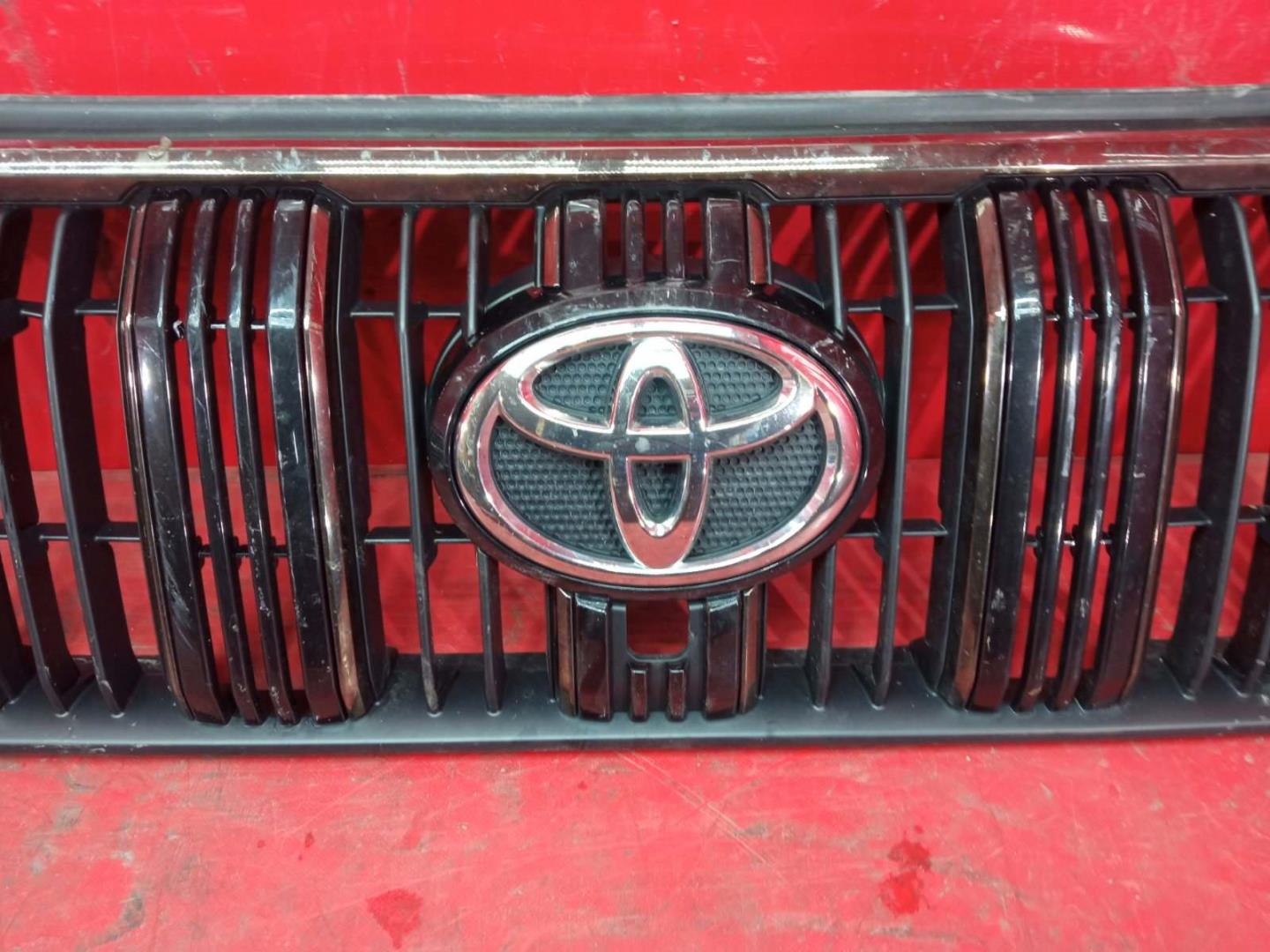 Решетка радиатора