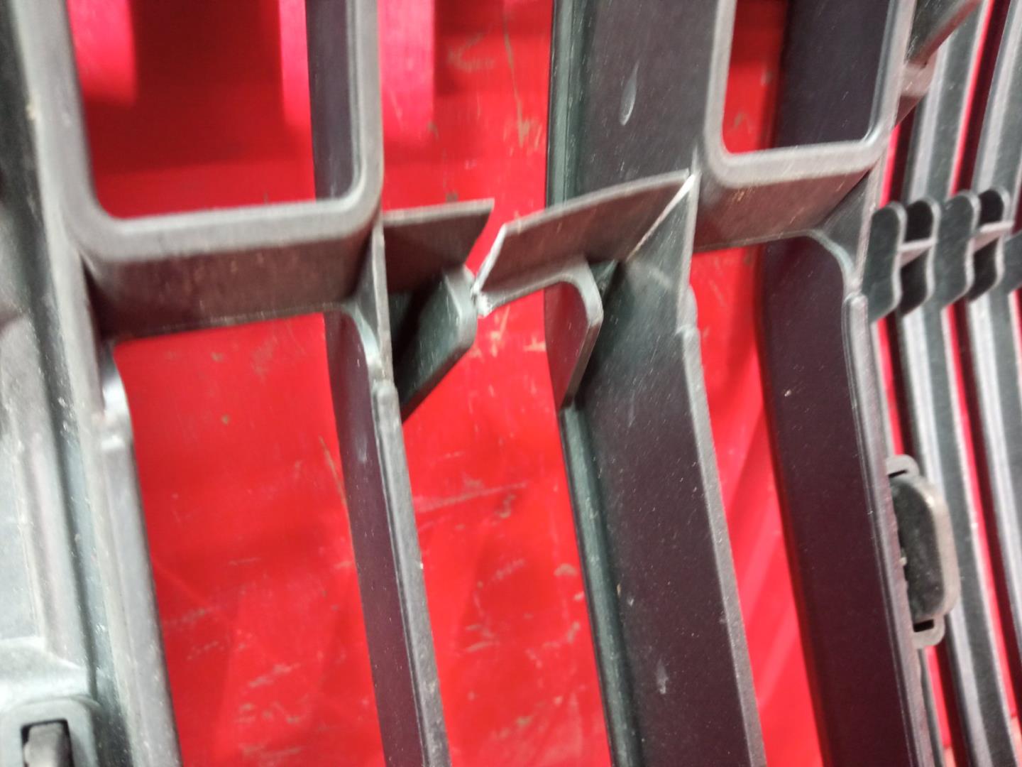 Решетка радиатора