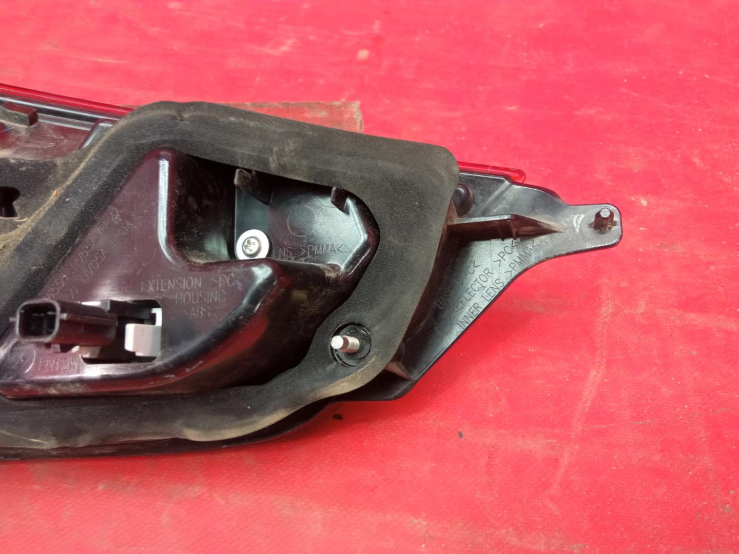 Фонарь задний