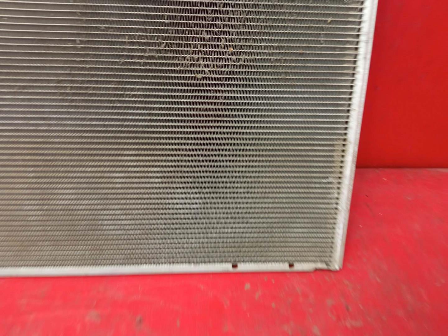 Радиатор кондиционера / конденсер