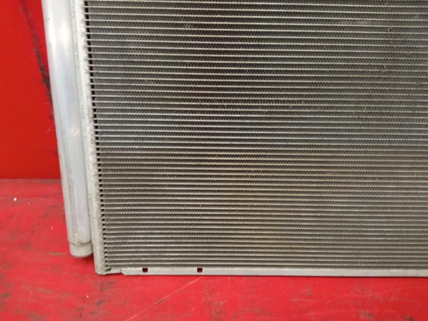 Радиатор кондиционера / конденсер