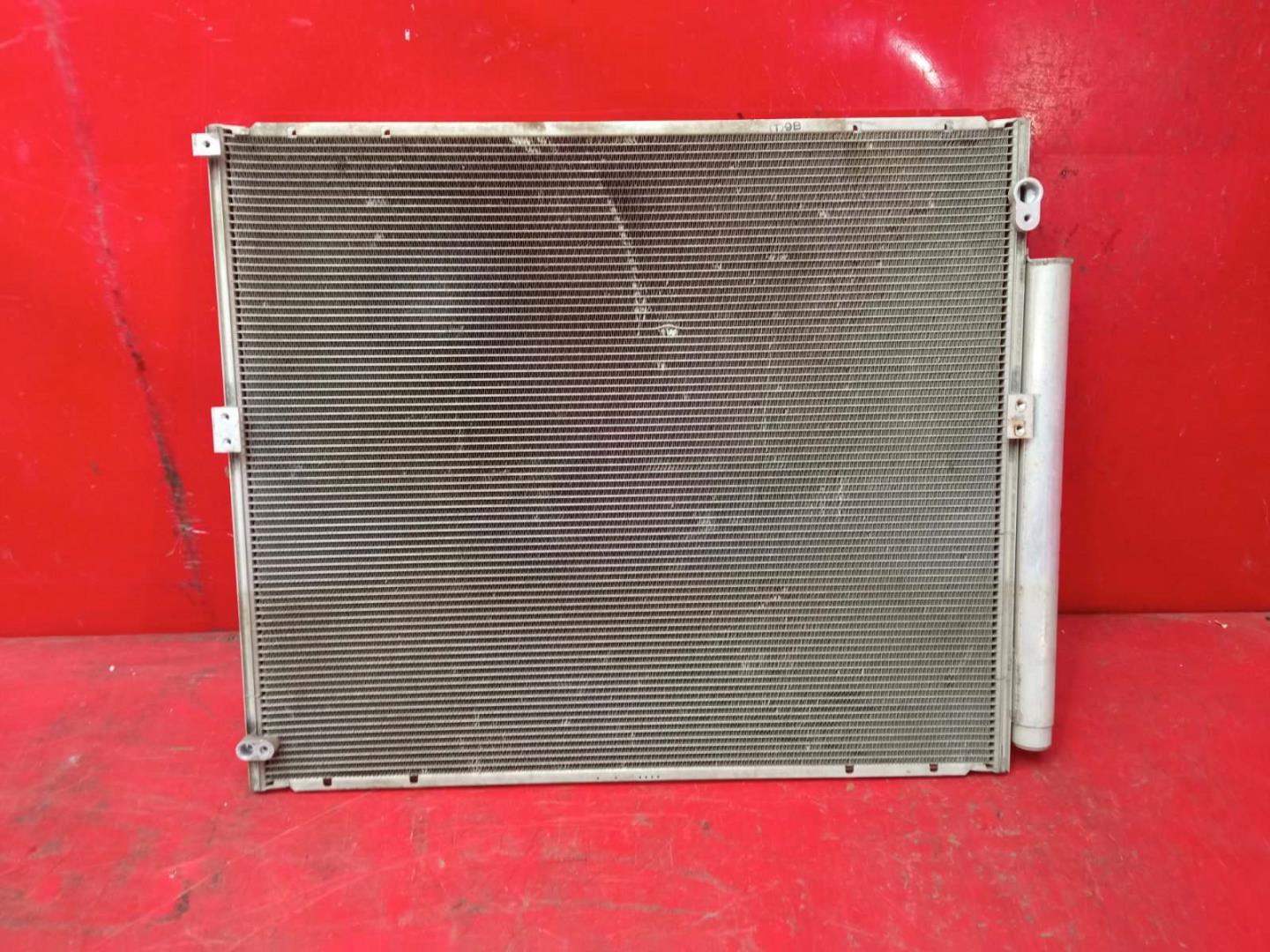 Радиатор кондиционера / конденсер