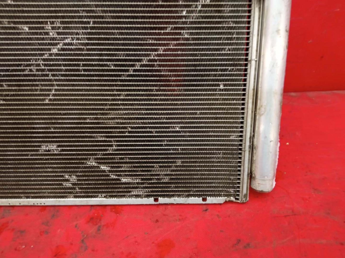 Радиатор кондиционера / конденсер