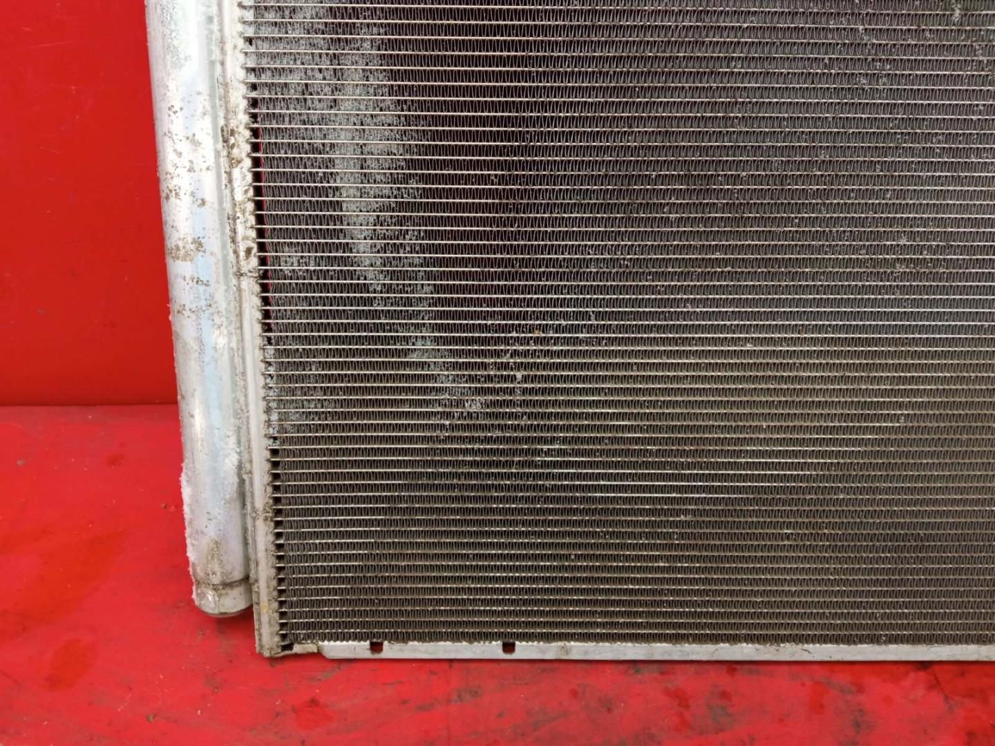 Радиатор кондиционера / конденсер