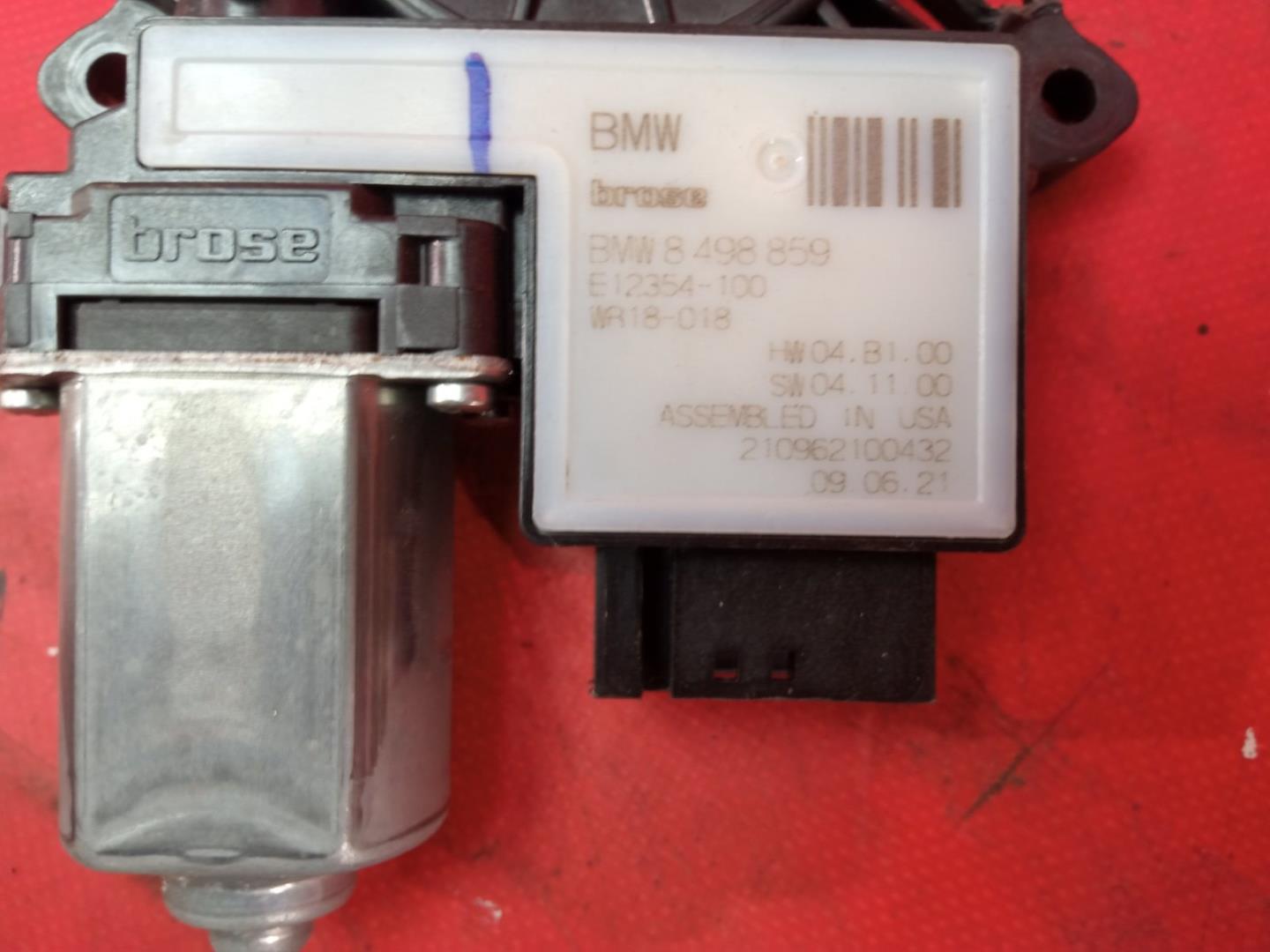 Моторчик стеклоподъемника