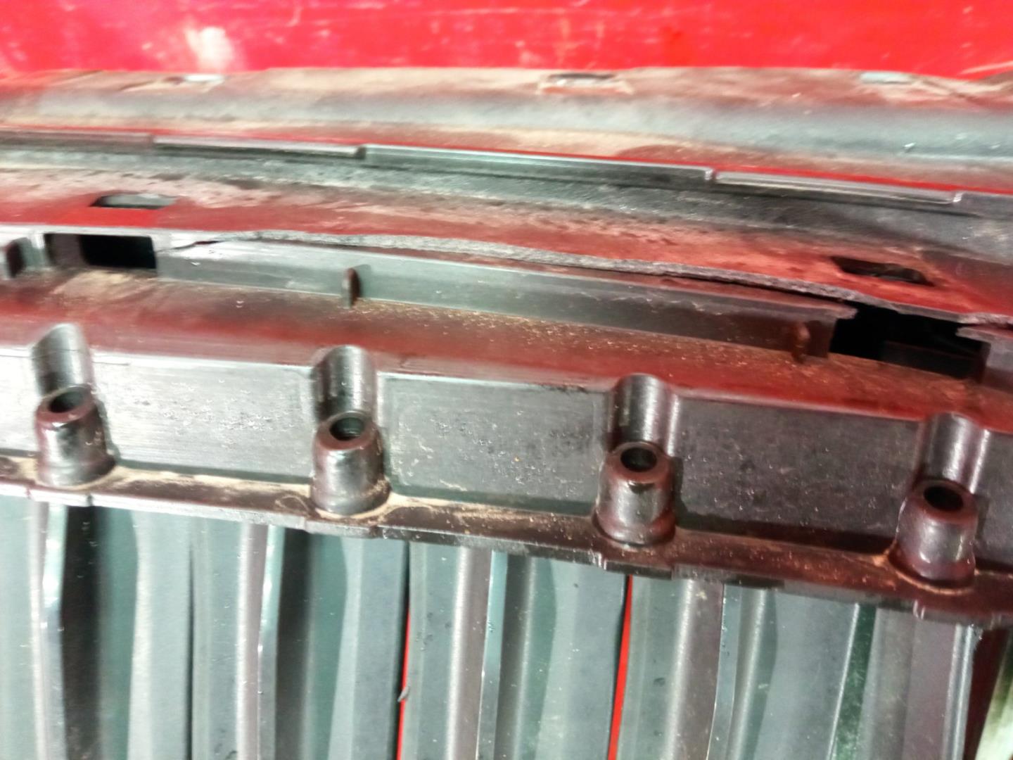 Жалюзи (воздуховод) бампера переднего