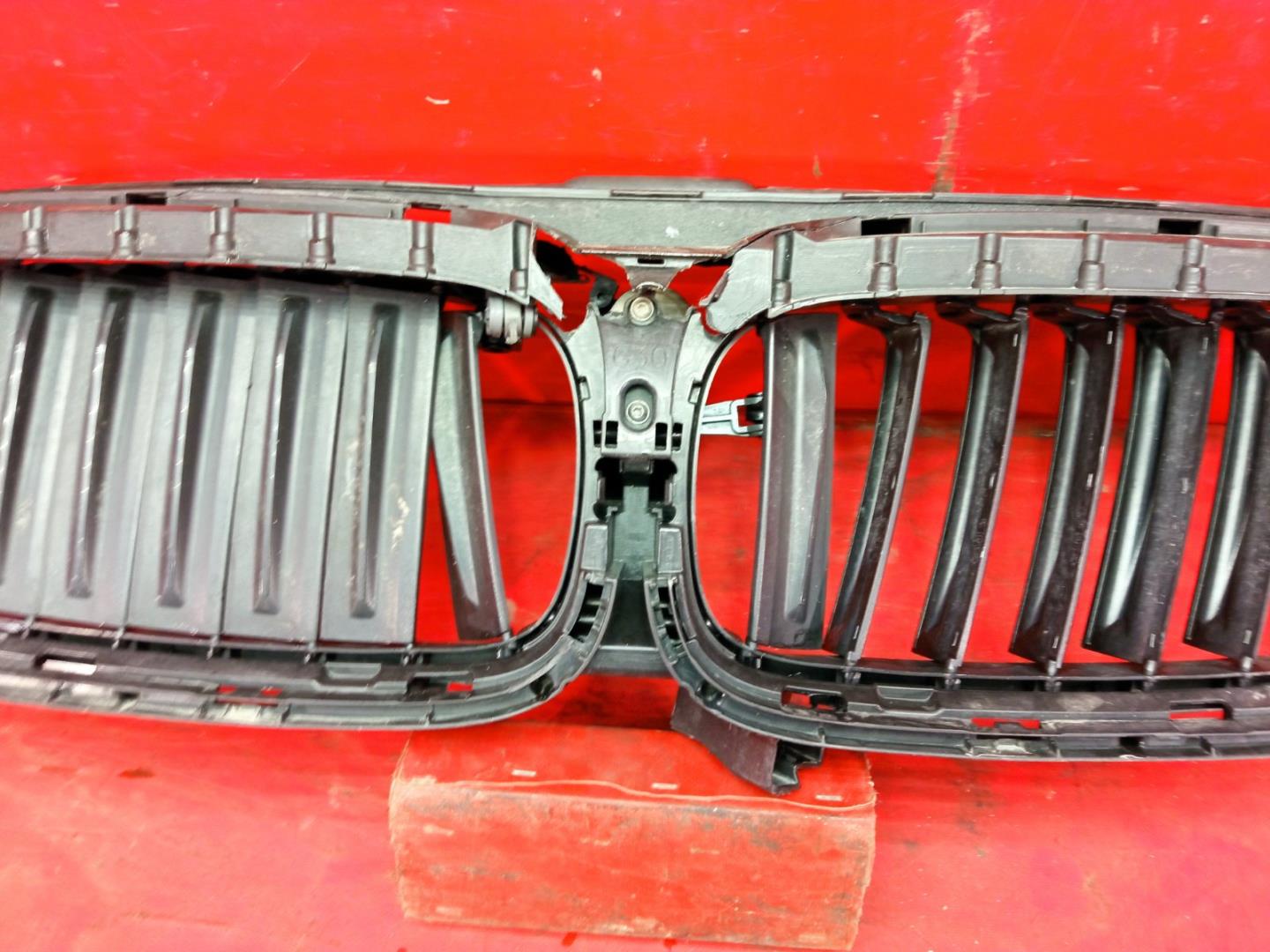 Жалюзи (воздуховод) бампера переднего