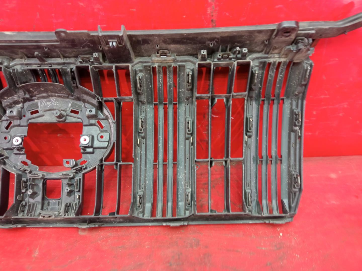 Решетка радиатора