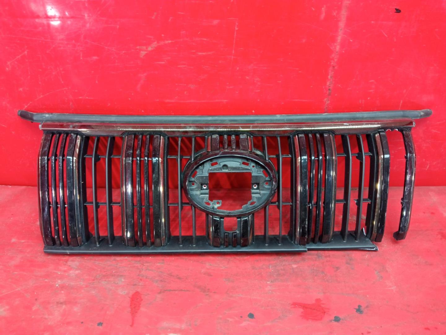 Решетка радиатора