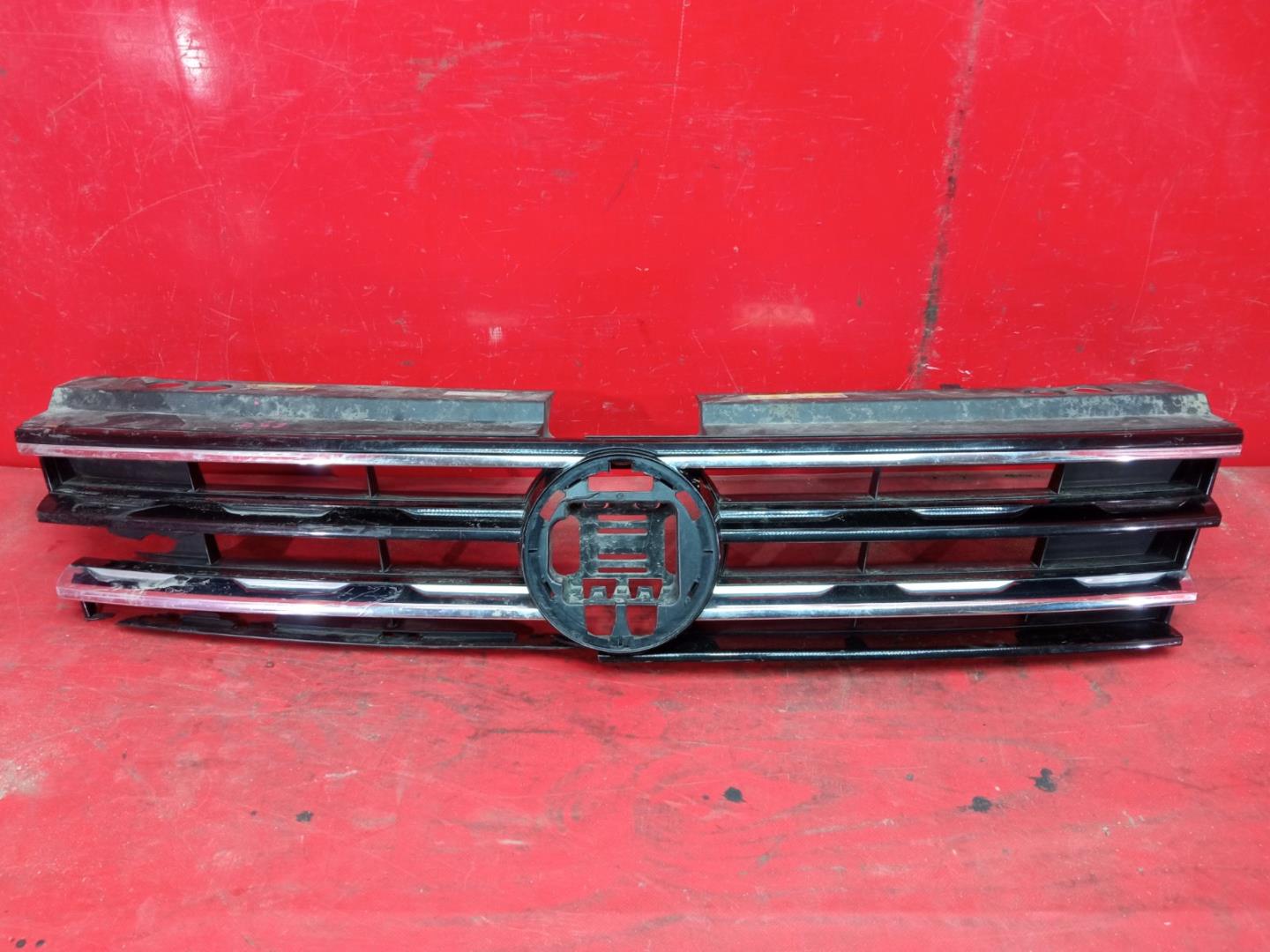 Решетка радиатора