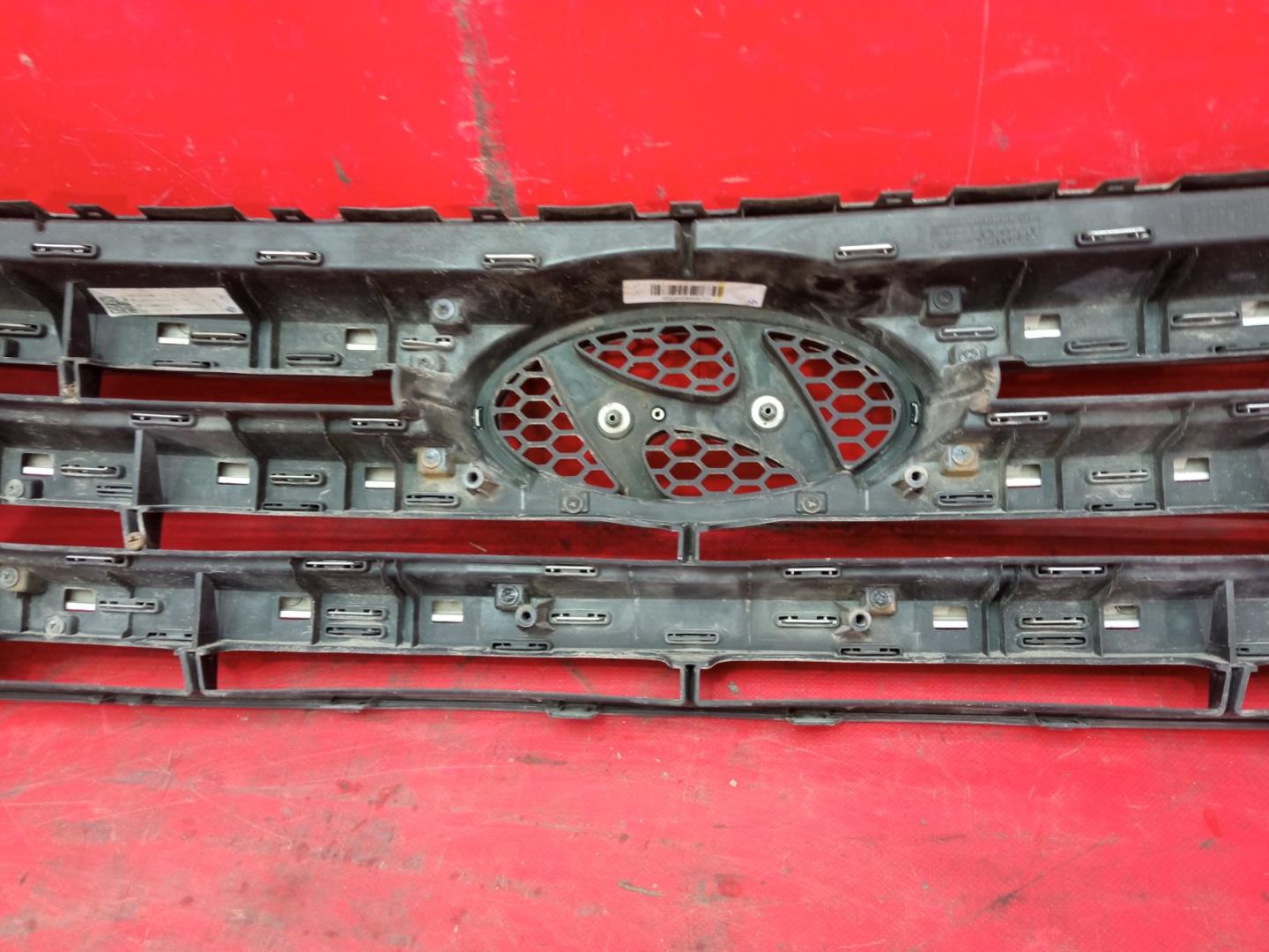 Решетка радиатора