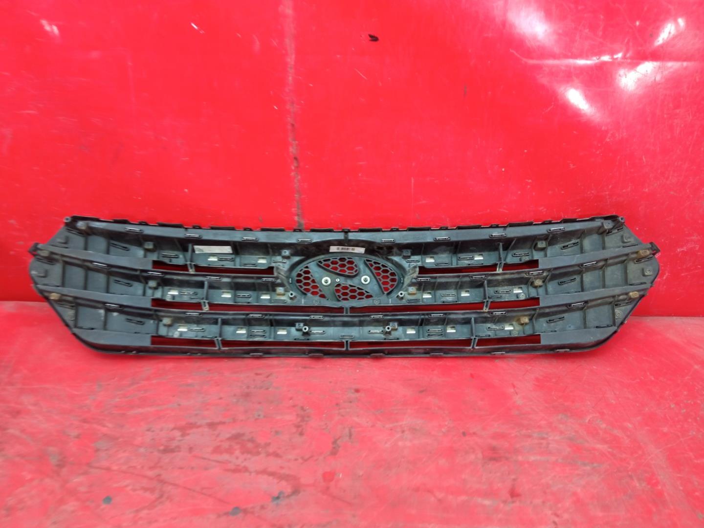 Решетка радиатора