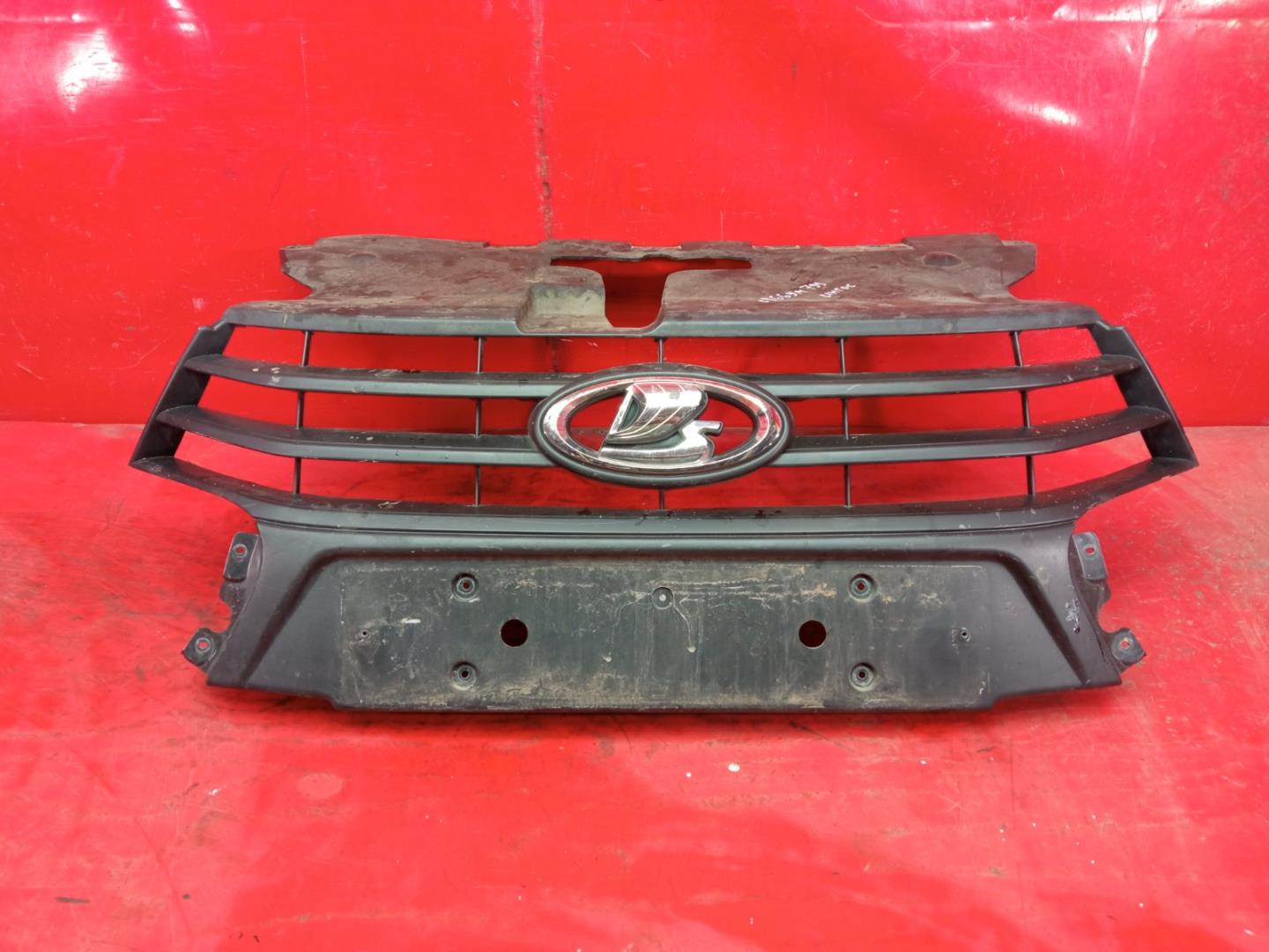 Решетка радиатора