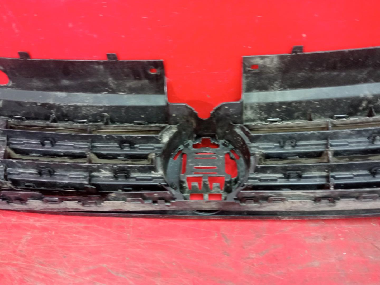 Решетка радиатора