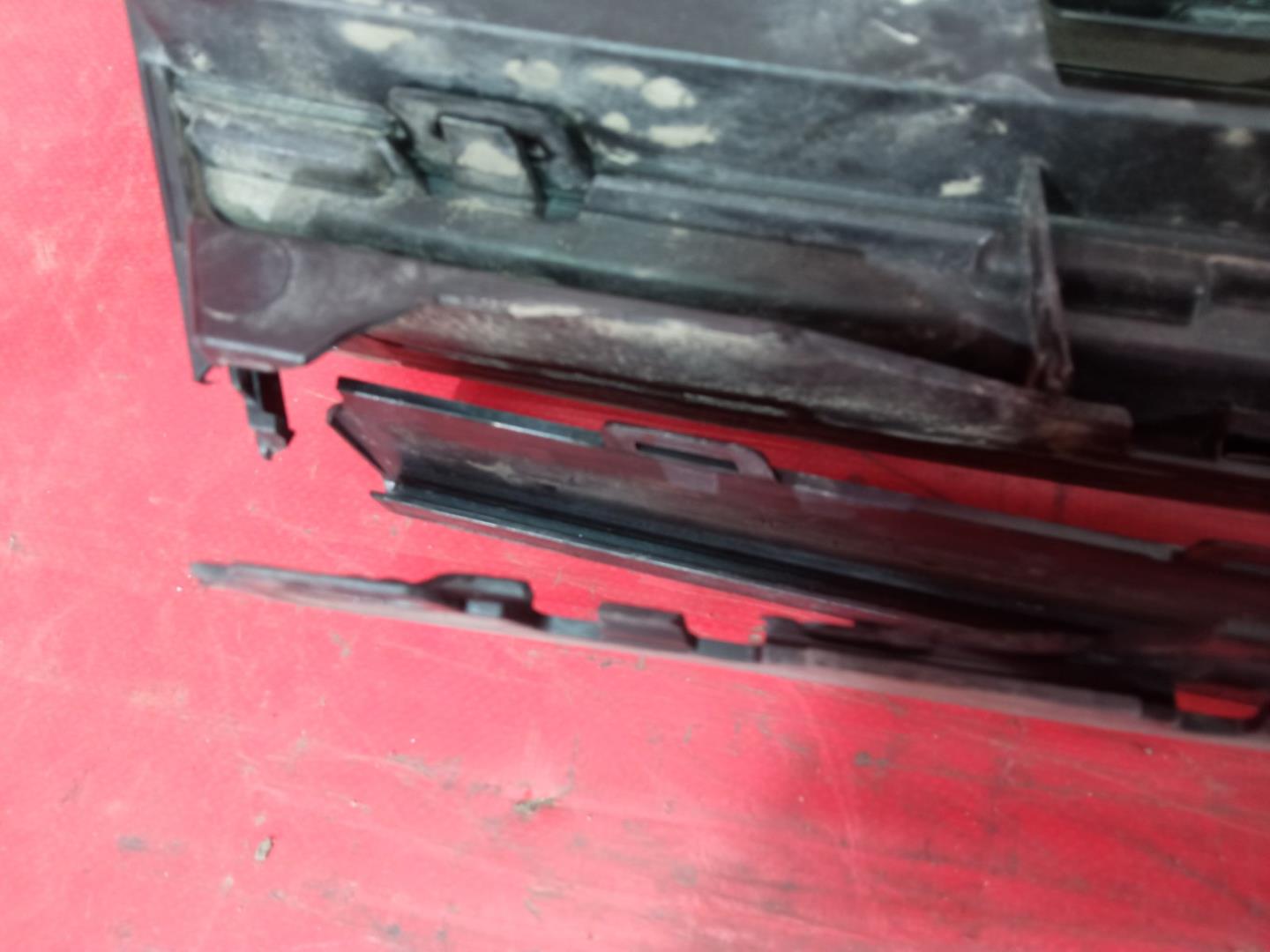 Решетка радиатора