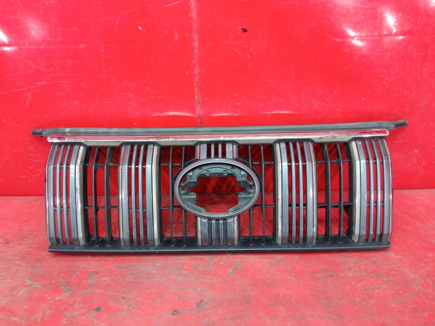 Решетка радиатора