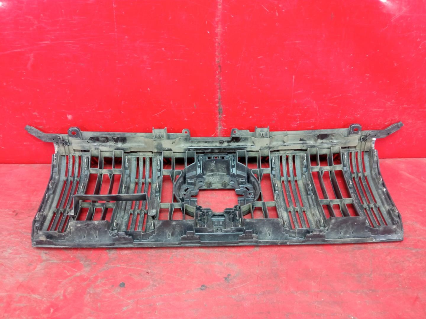 Решетка радиатора