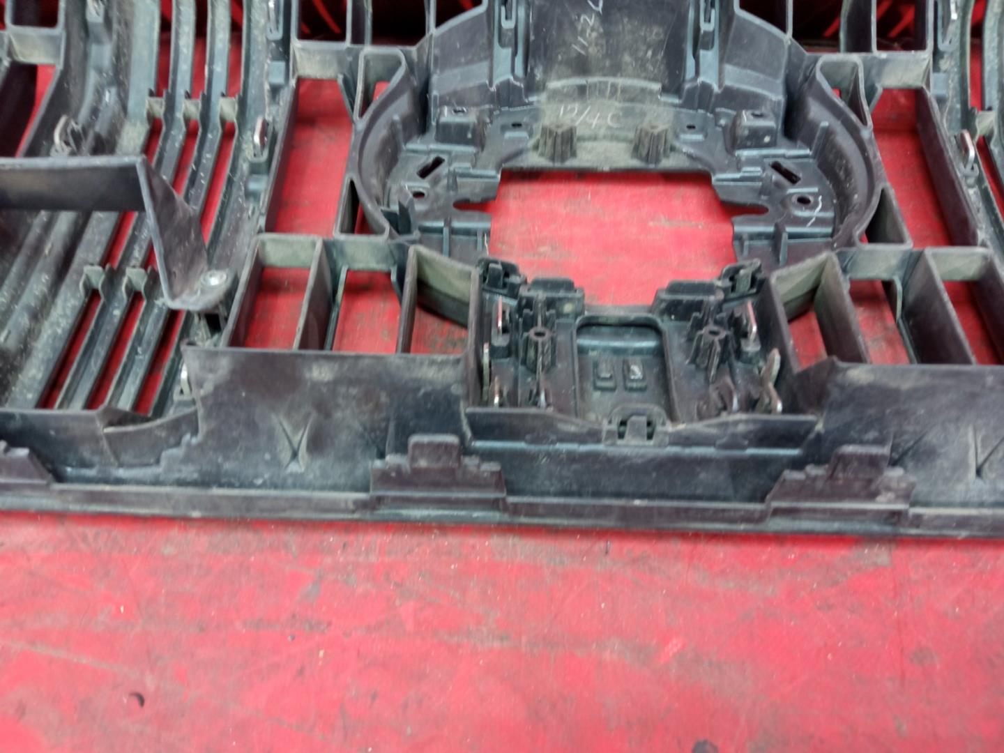 Решетка радиатора