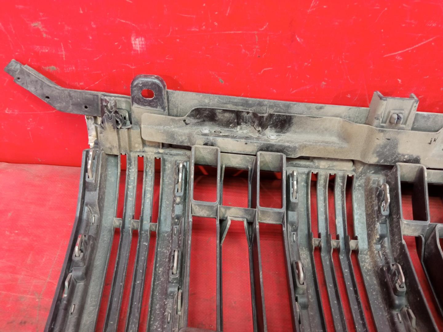 Решетка радиатора