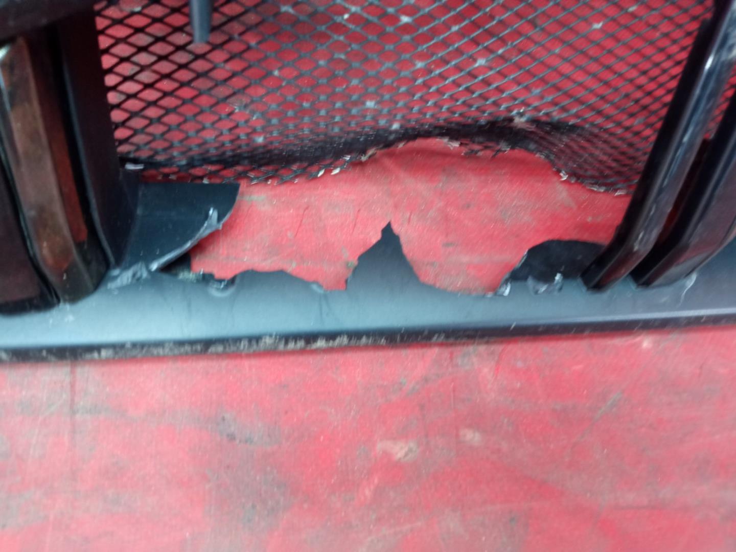 Решетка радиатора