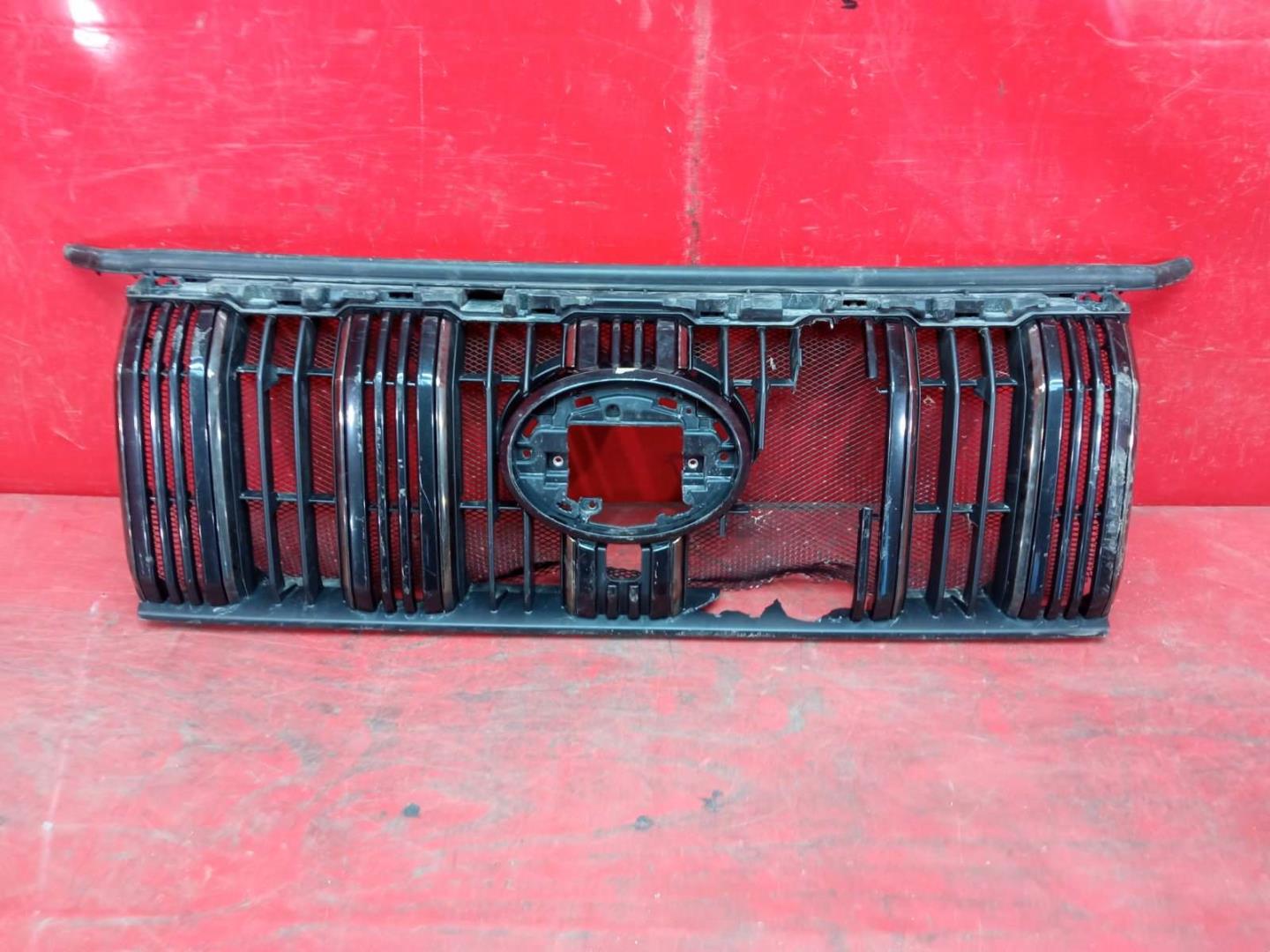 Решетка радиатора