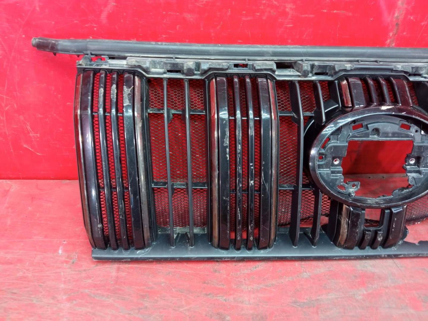 Решетка радиатора