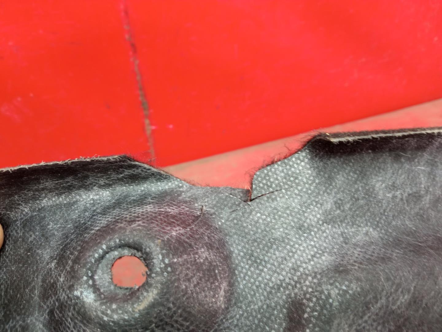 Обшивка багажника