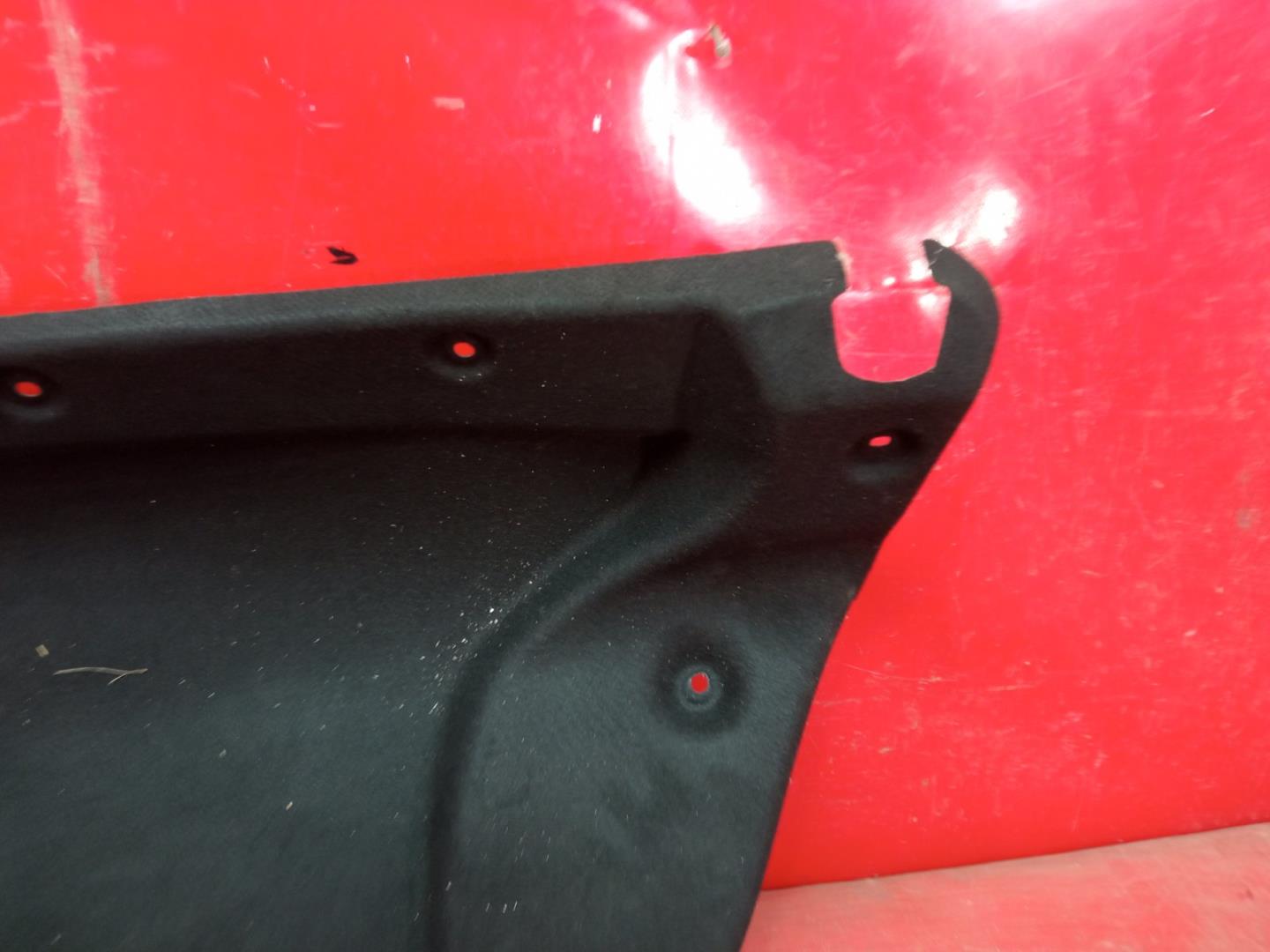 Обшивка багажника