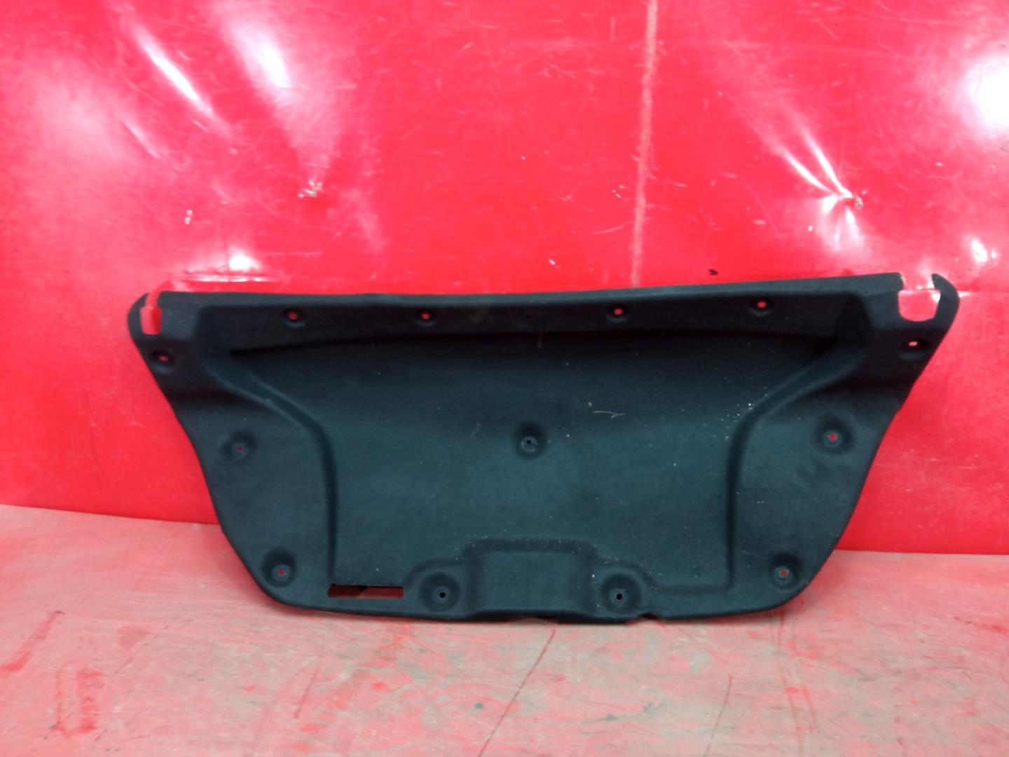 Обшивка багажника