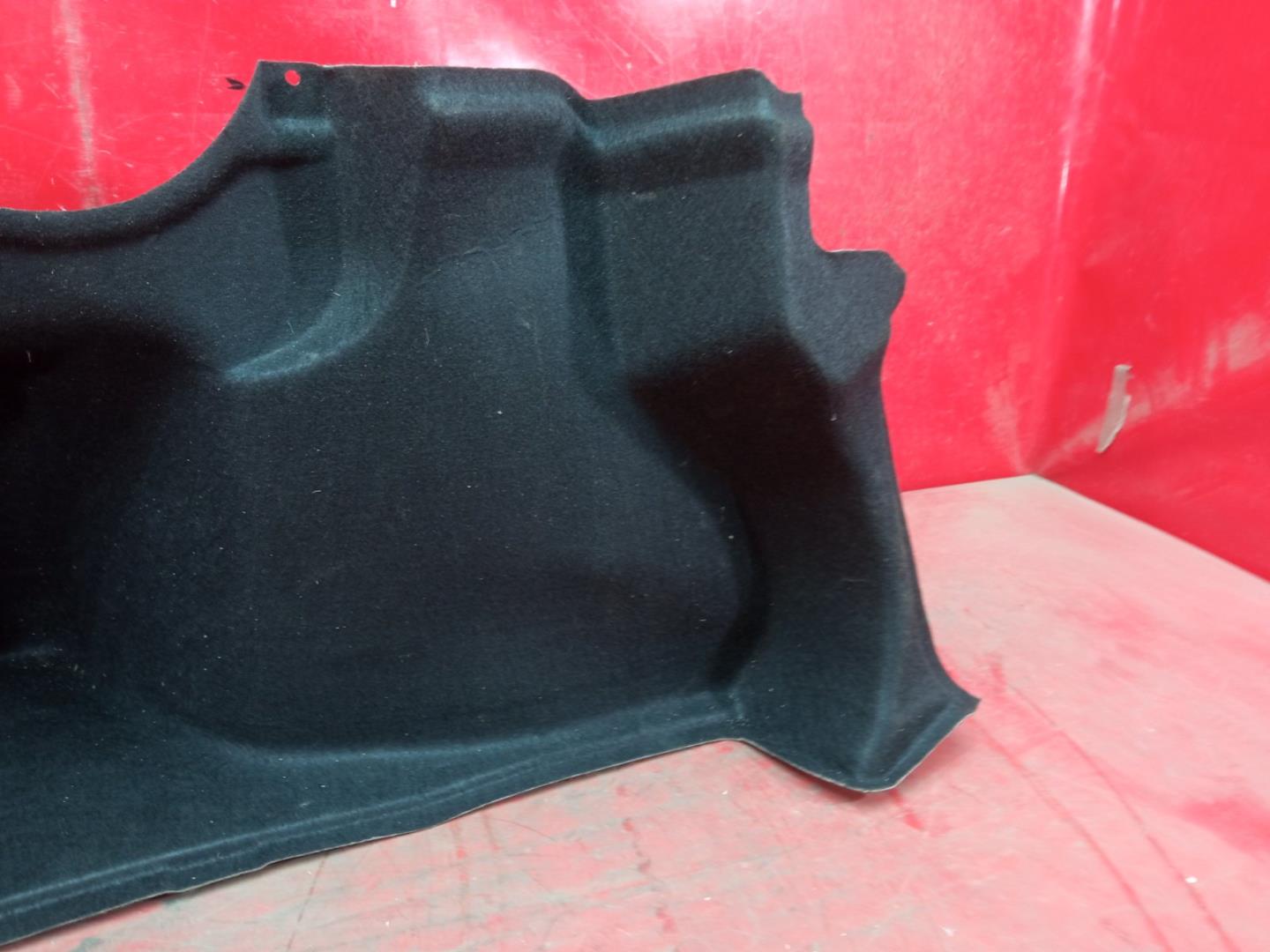 Обшивка багажника