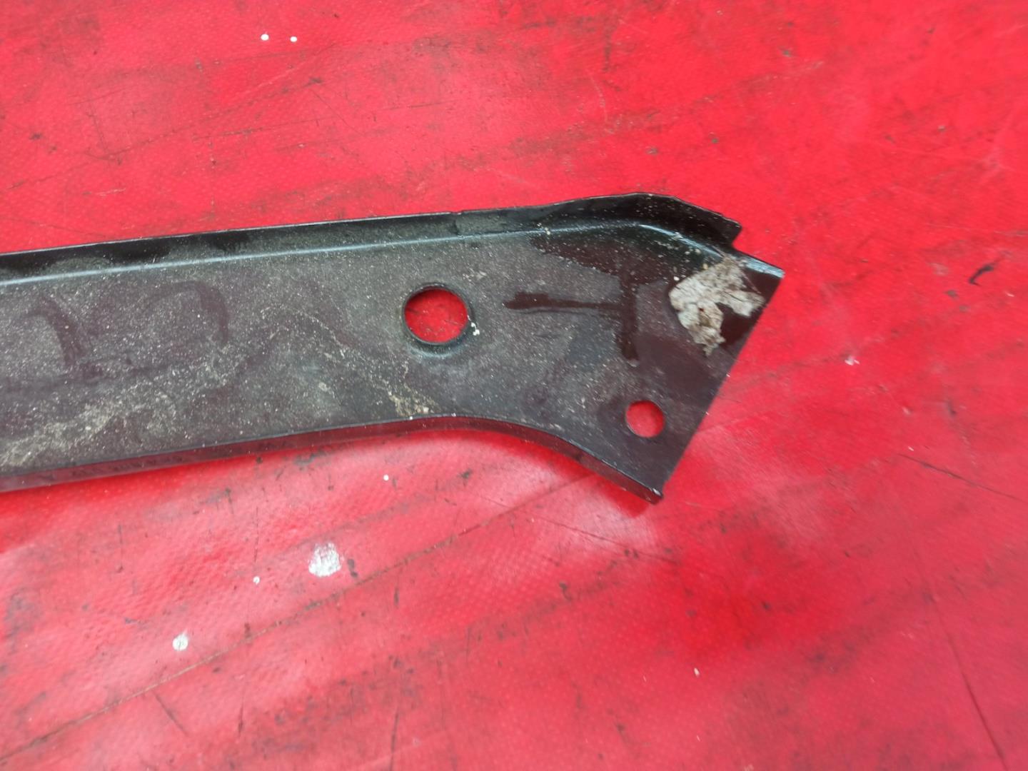 Кронштейн крепежный вспомогательный (разного назначения)