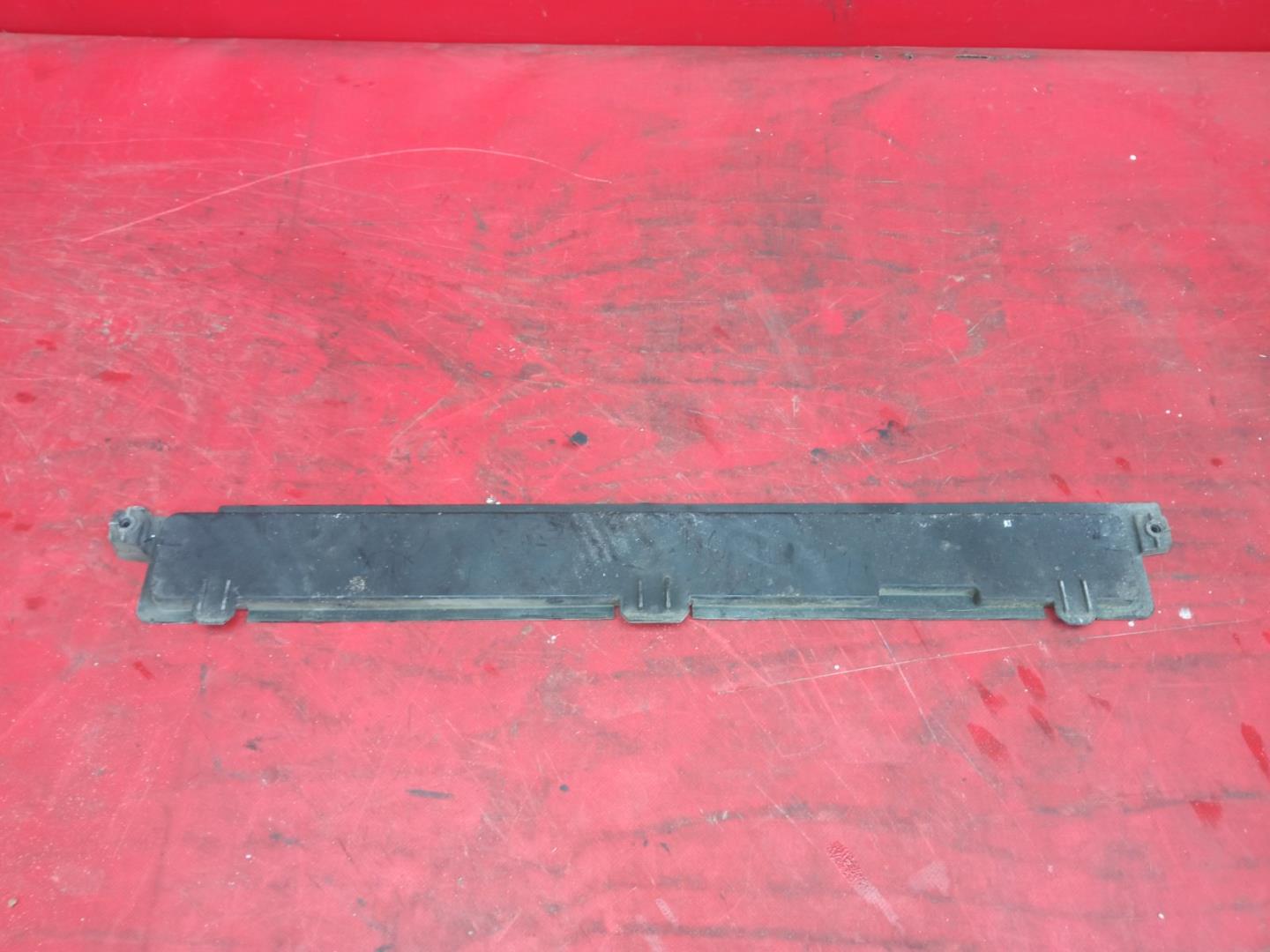 Кронштейн крепежный вспомогательный (разного назначения)